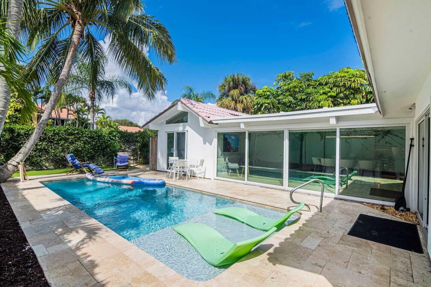 103 W Sandpiper Circle W, Jupiter, FL 33477