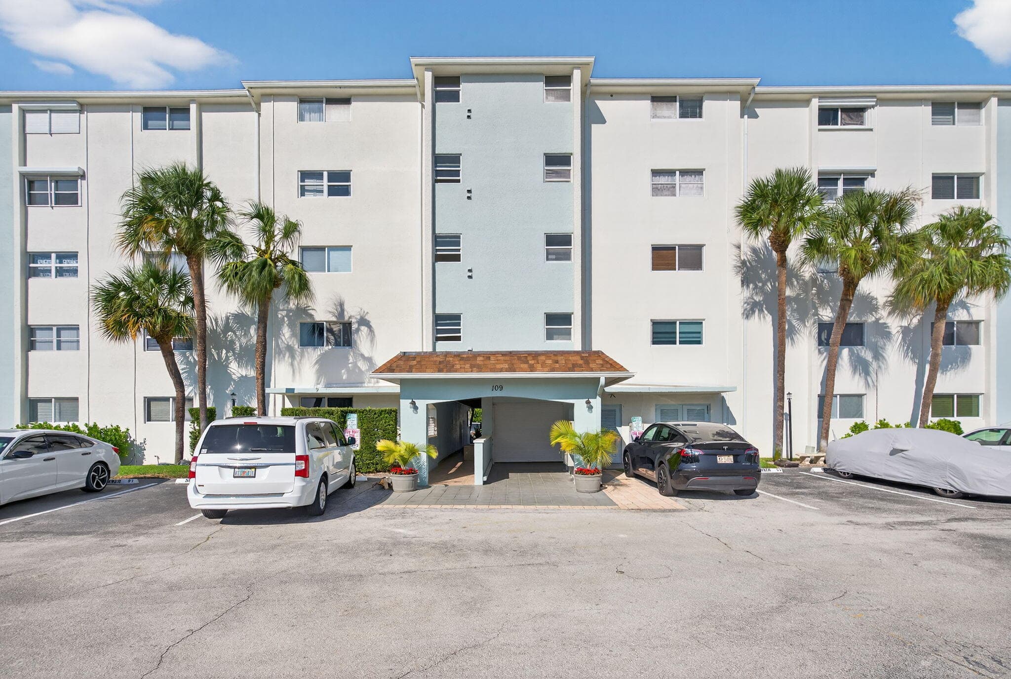 109 Paradise Harbour Boulevard 409, North Palm Beach, FL 33408 29