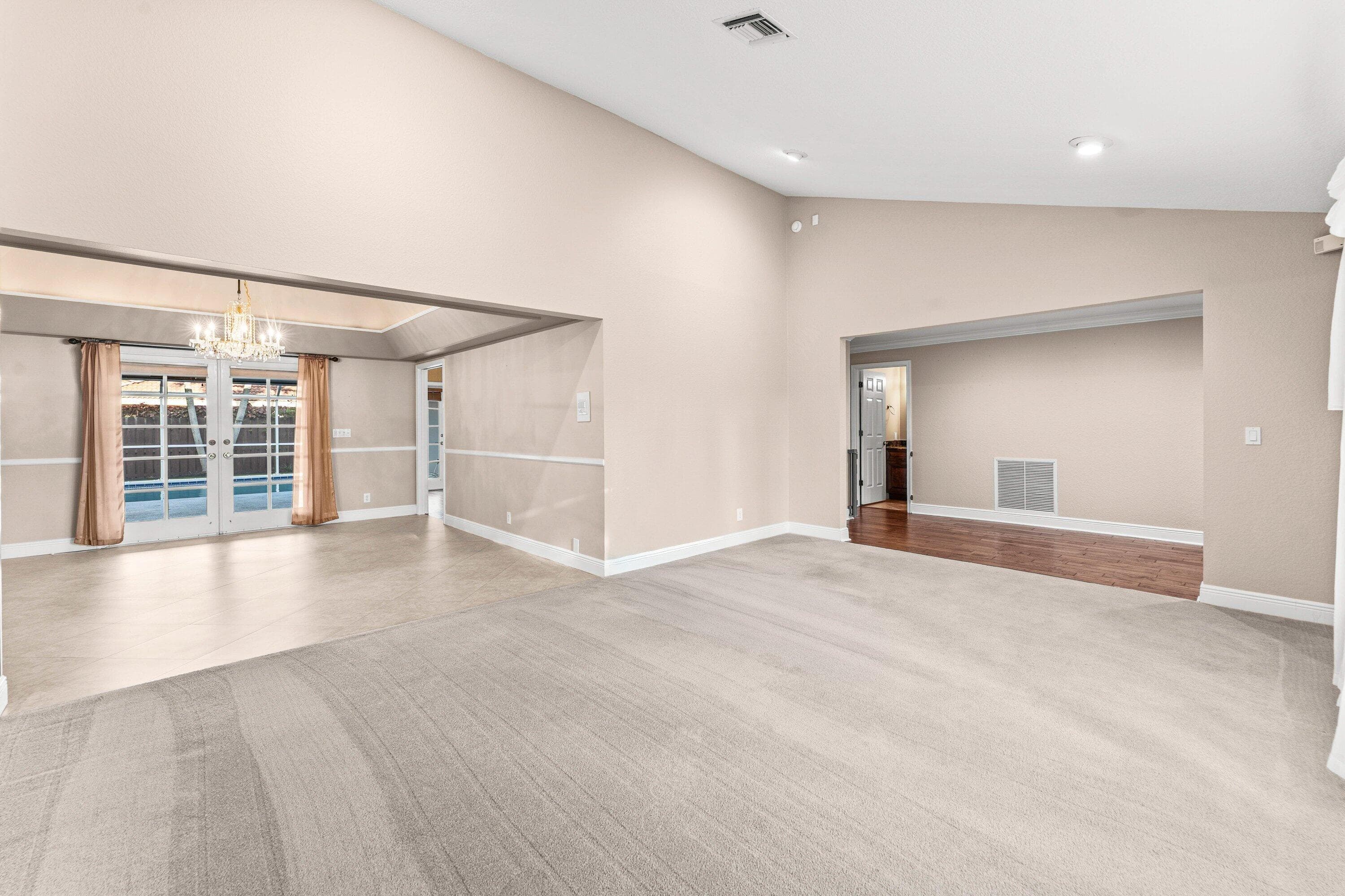 2063 Amesbury Circle, Wellington, FL 33414 43