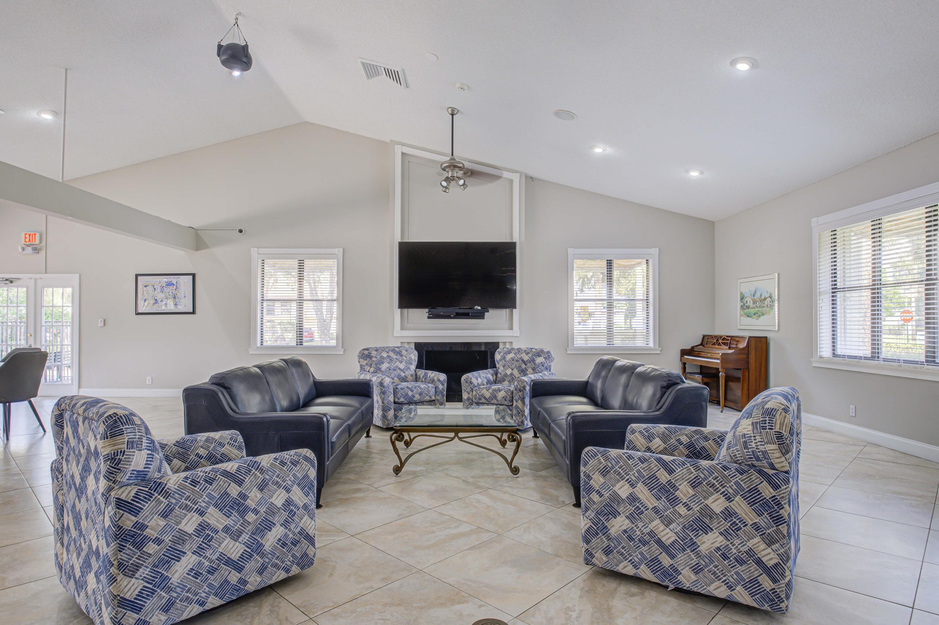 3233 Perimeter Drive 2511, Greenacres, FL 33467 22