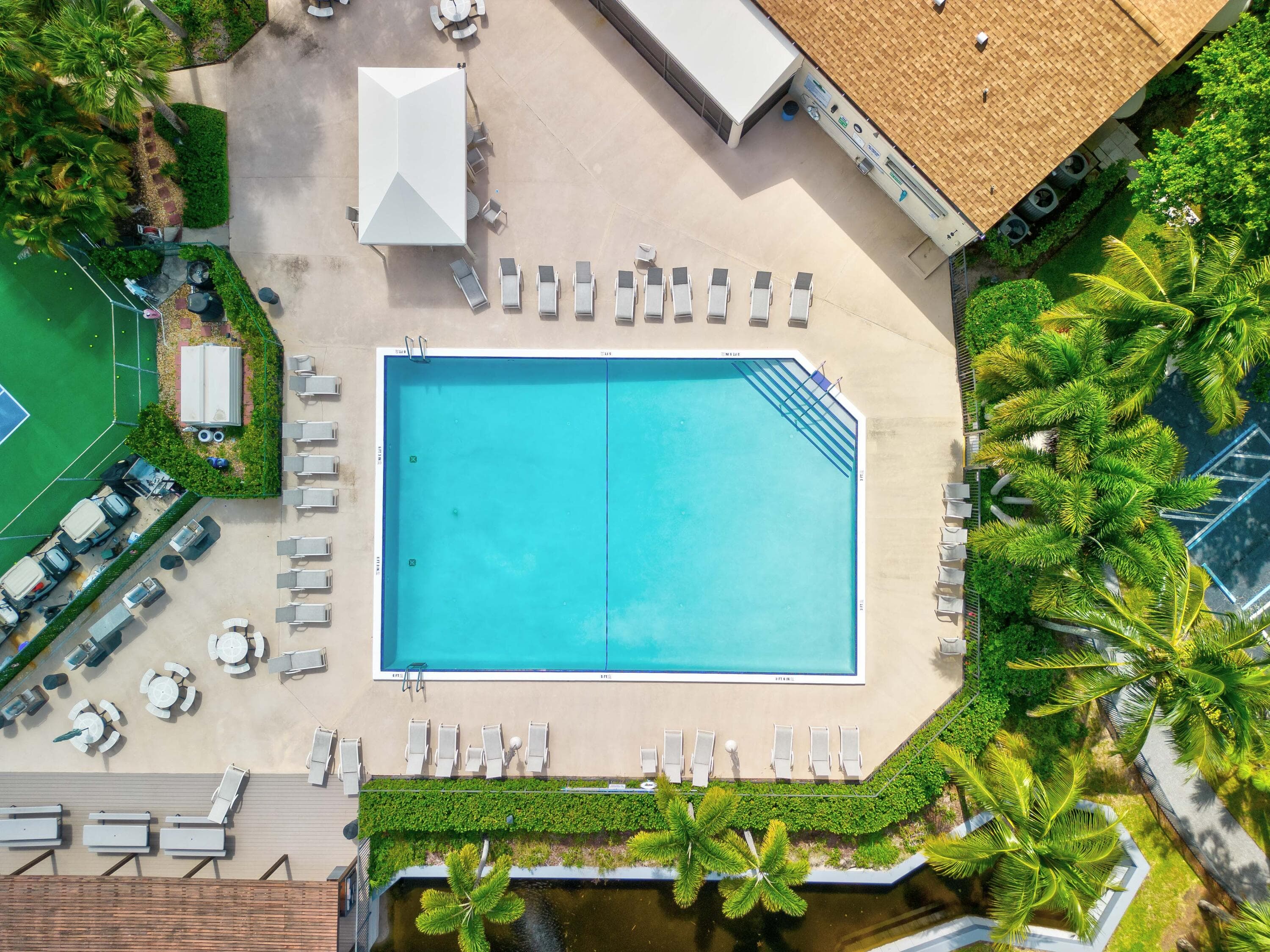 3233 Perimeter Drive 2511, Greenacres, FL 33467 35