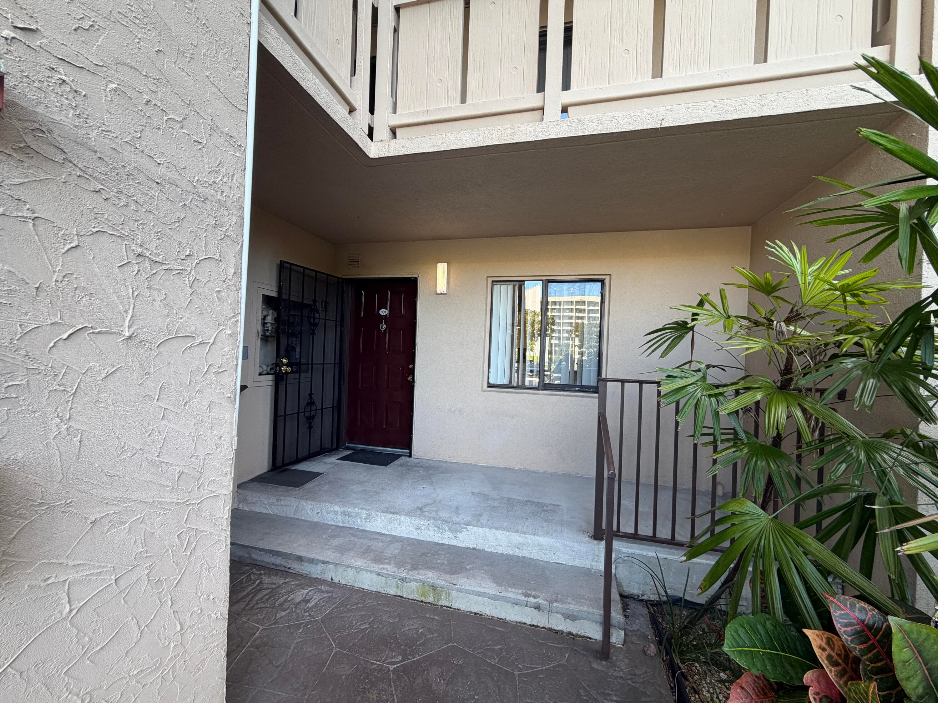 2202 S Cypress Bend Drive 101, Pompano Beach, FL 33069 24