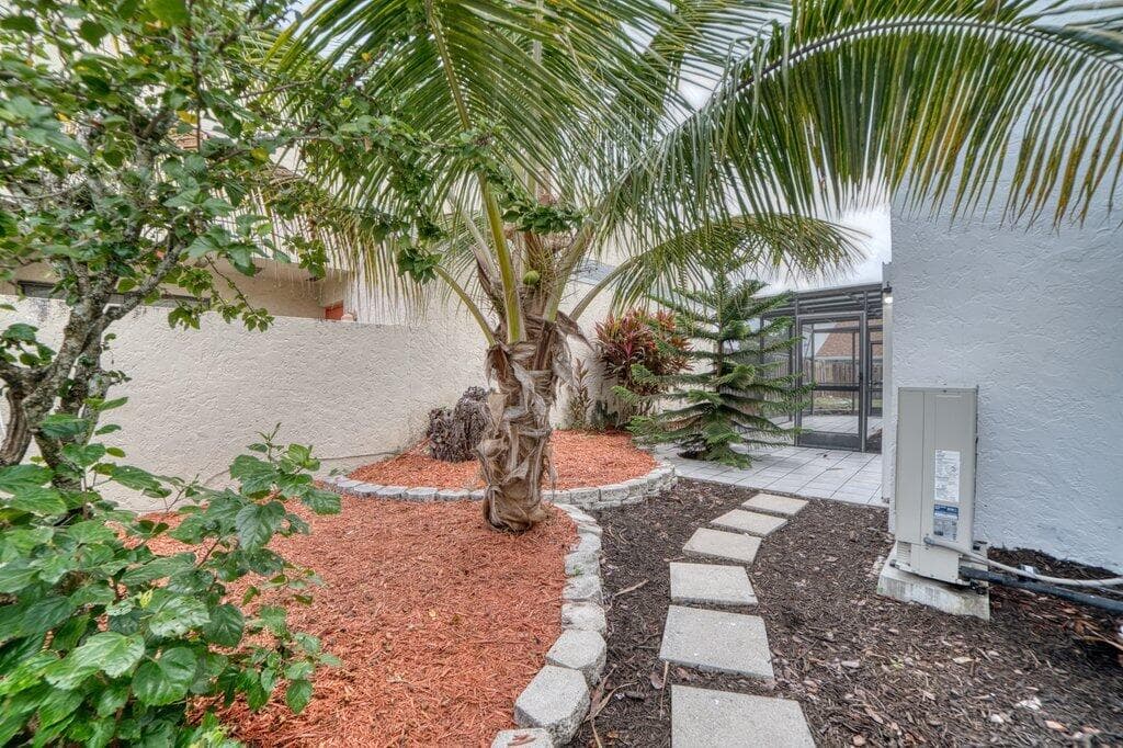 905 NW 22nd Avenue, Delray Beach, FL 33445 33