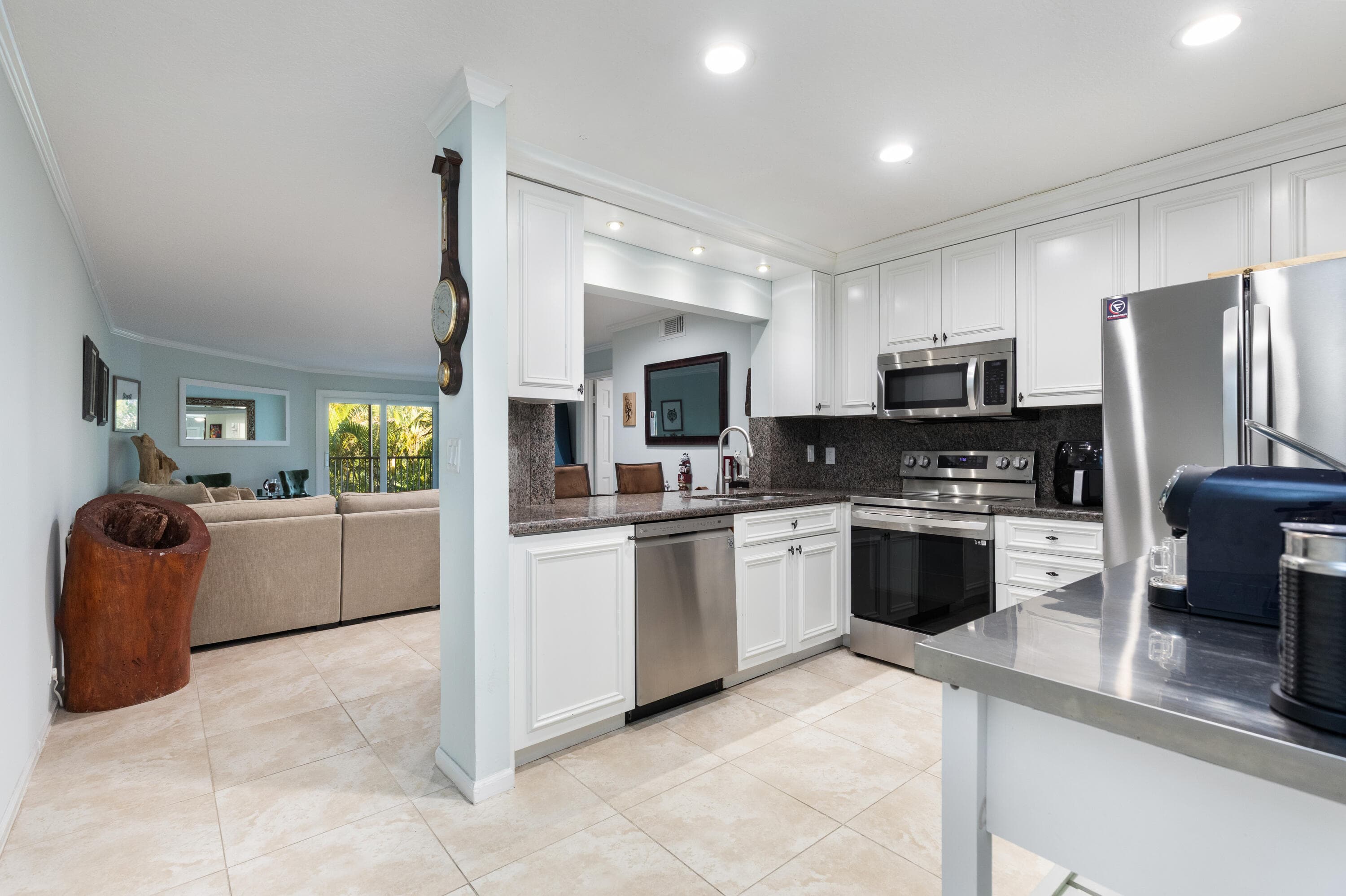 961 S Ocean Drive 302, Deerfield Beach, FL 33441 19