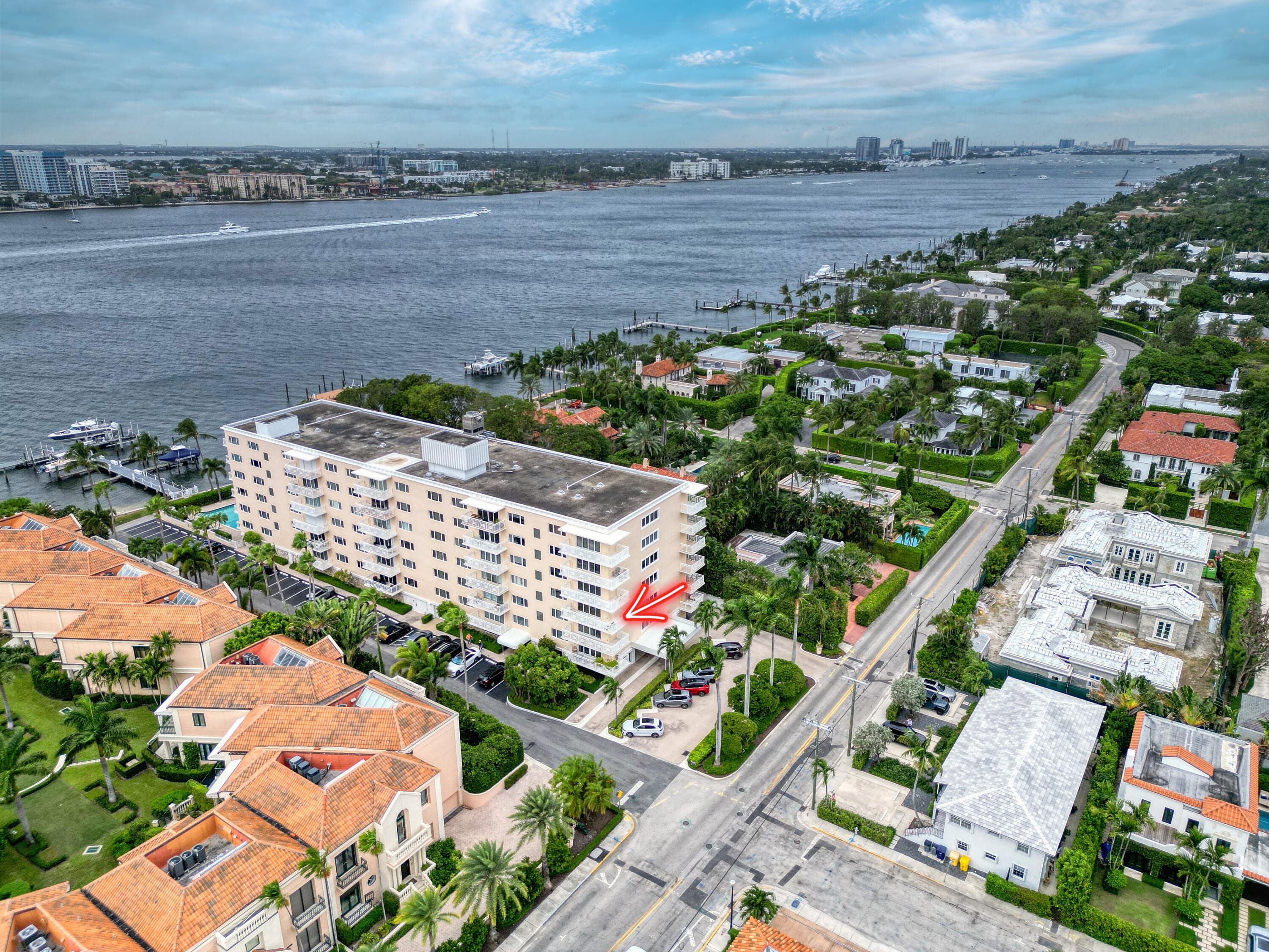 250 N Bradley Place 402, Palm Beach, FL 33480