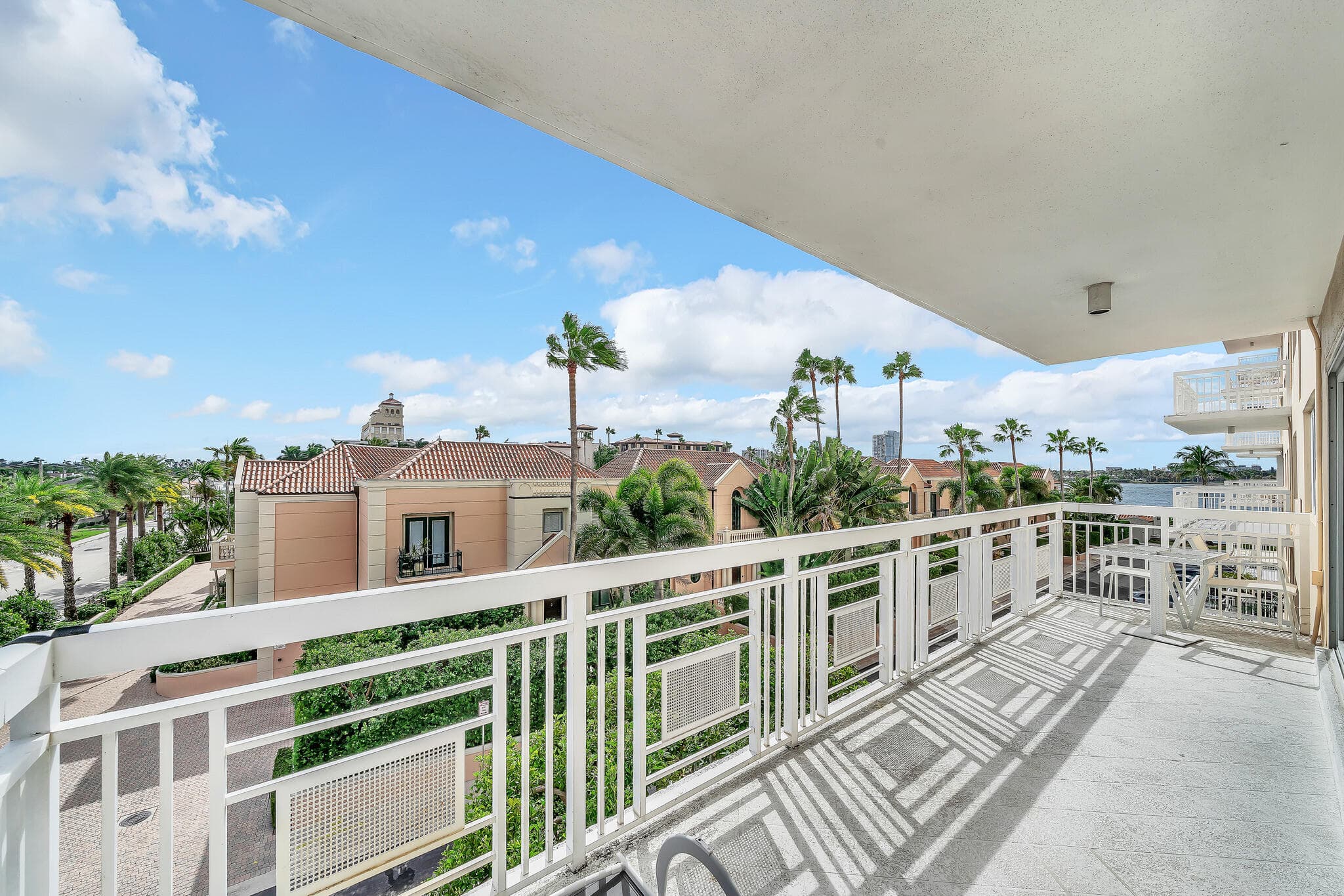 250 N Bradley Place 402, Palm Beach, FL 33480 14
