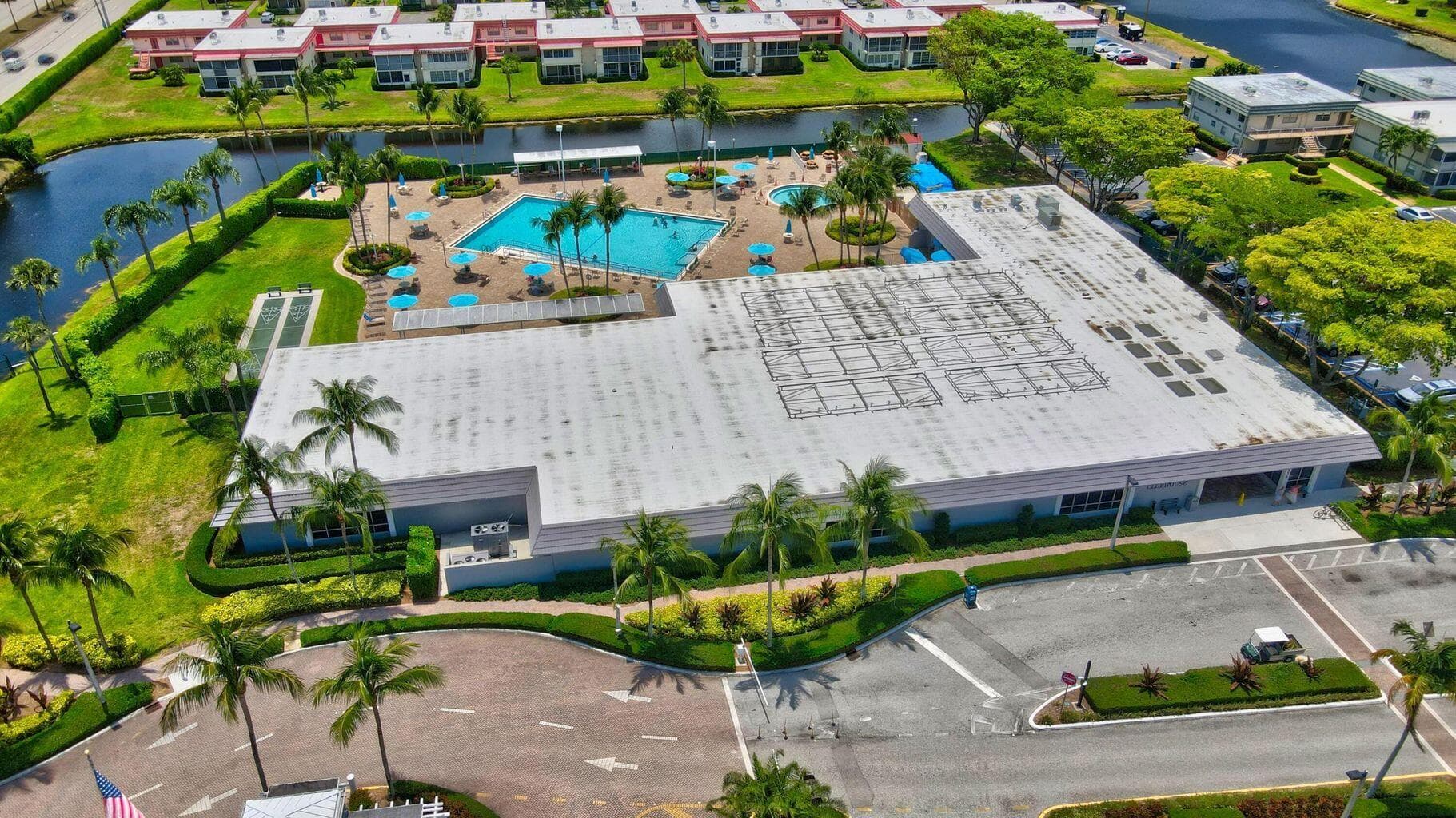 325 Saxony G, Delray Beach, FL 33446 33