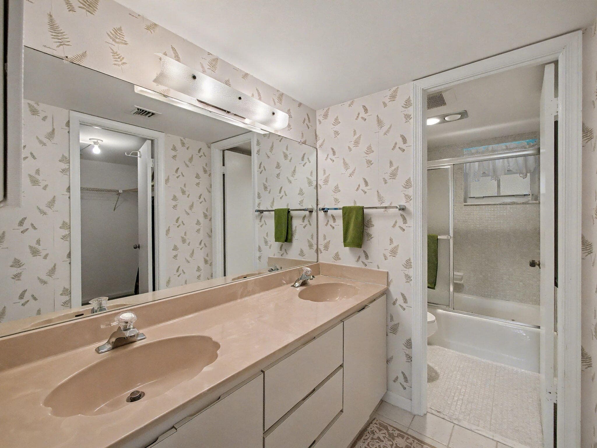 1205 Sandy Lane 246, Singer Island, FL 33404 11
