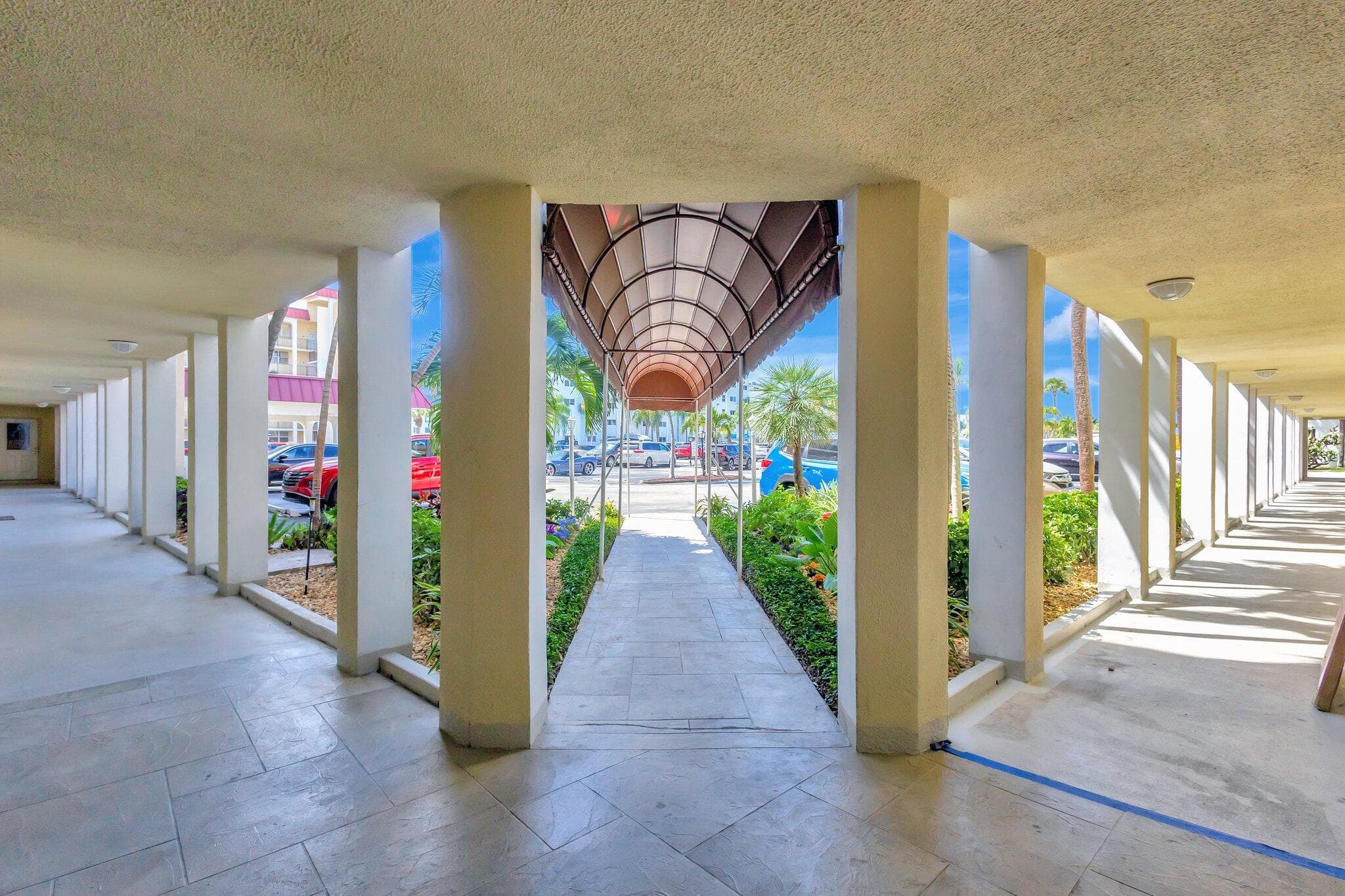 105 Paradise Harbour Boulevard 307, North Palm Beach, FL 33408 16