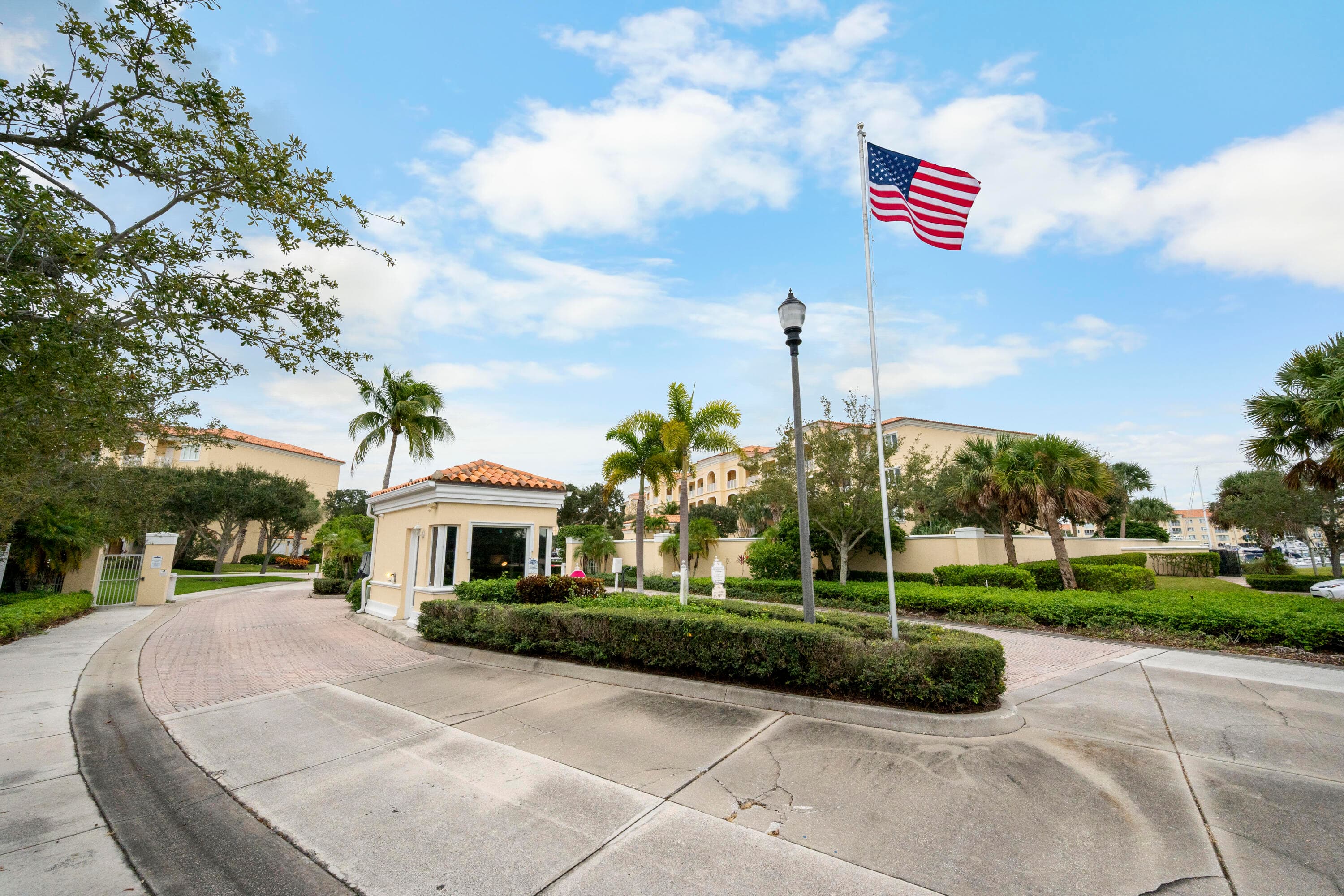 8 Harbour Isle Drive E Ph5, Fort Pierce, FL 34949 36