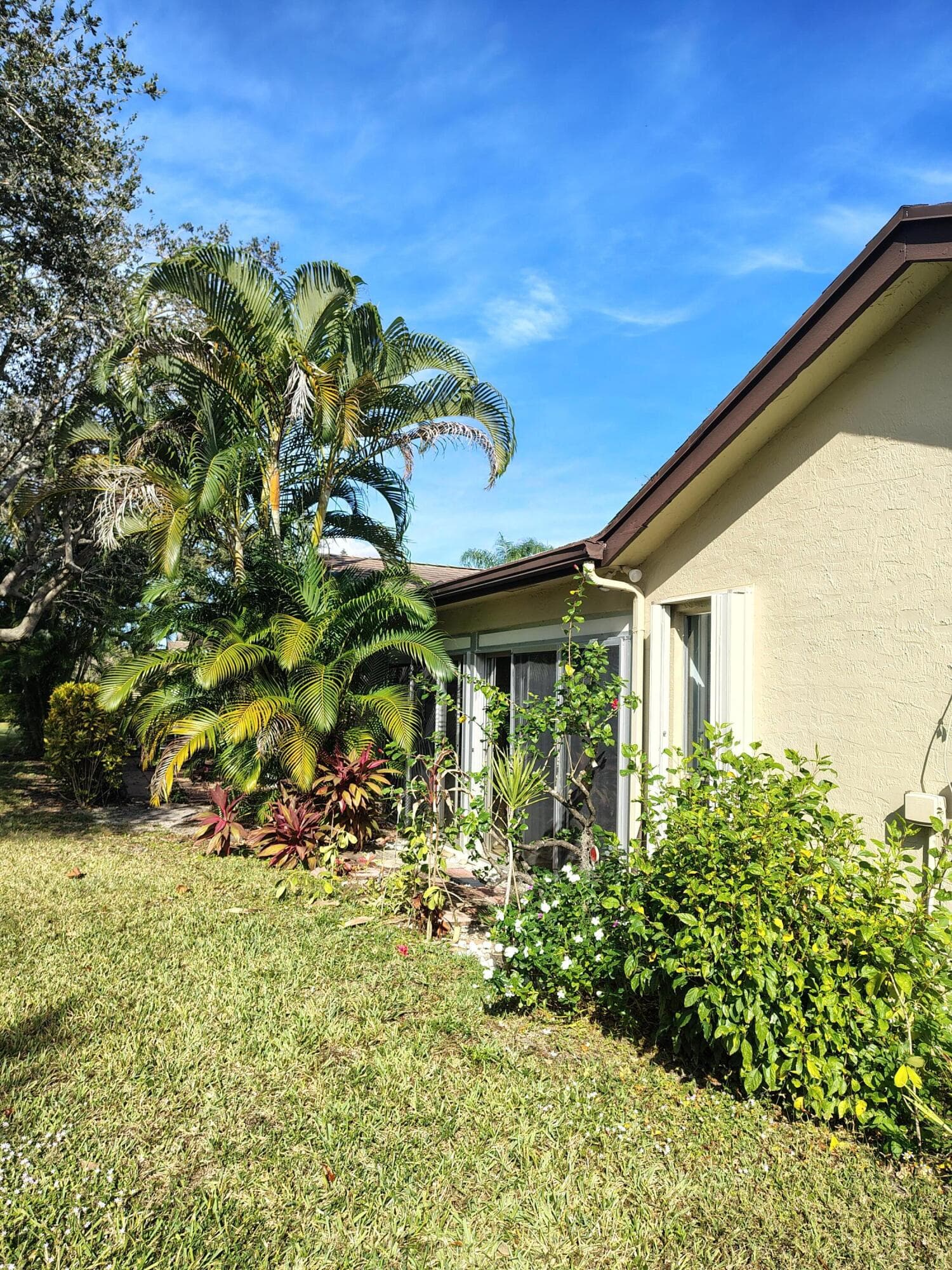 125 Ramblewood Circle, Royal Palm Beach, FL 33411 2