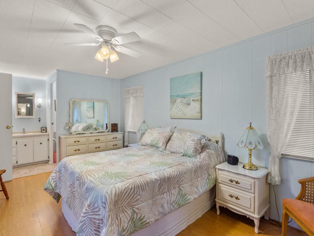 61 E Caribbean, Port St. Lucie, FL 34952 28