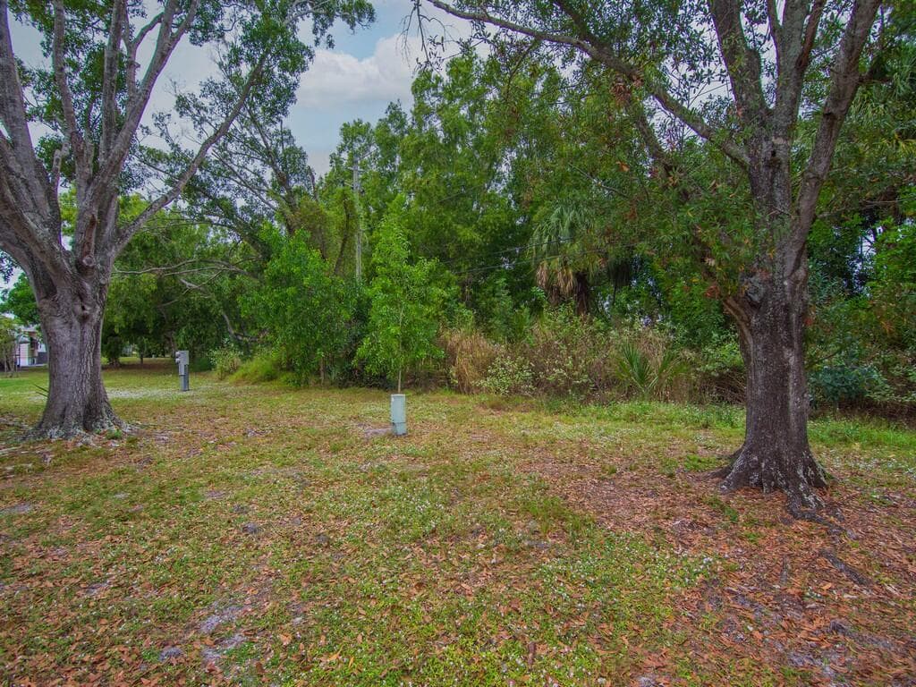 61 E Caribbean, Port St. Lucie, FL 34952 34