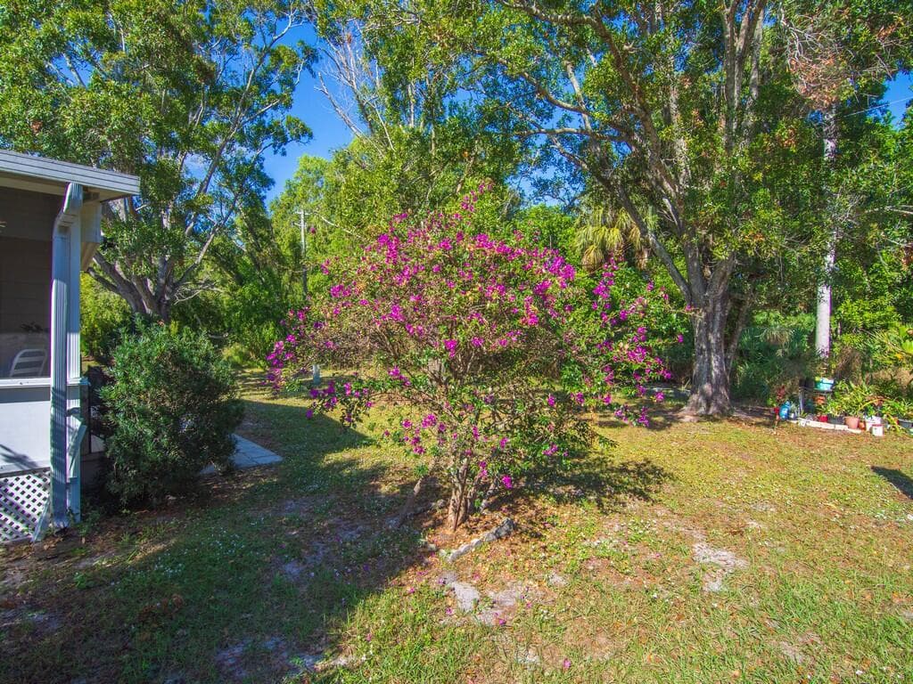 61 E Caribbean, Port St. Lucie, FL 34952 40