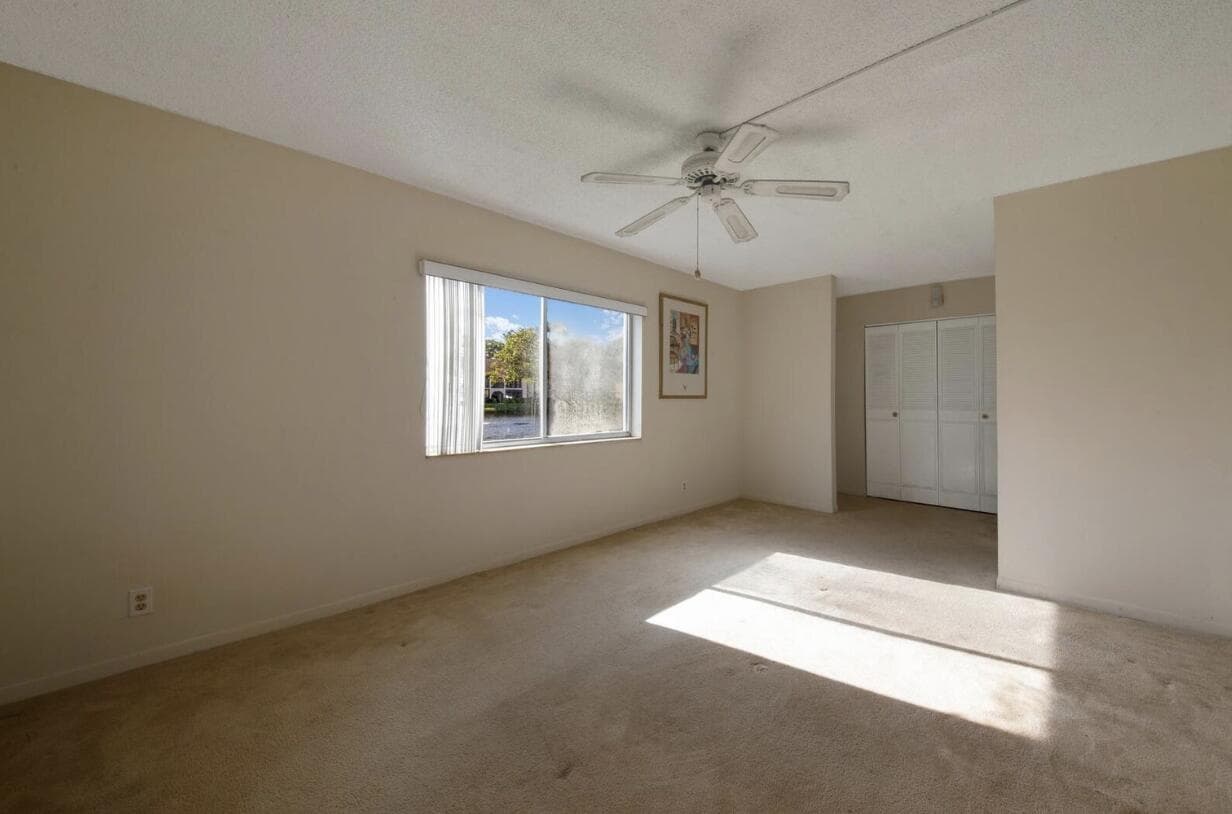 3527 La Palmas Court A-1, Greenacres, FL 33463 4