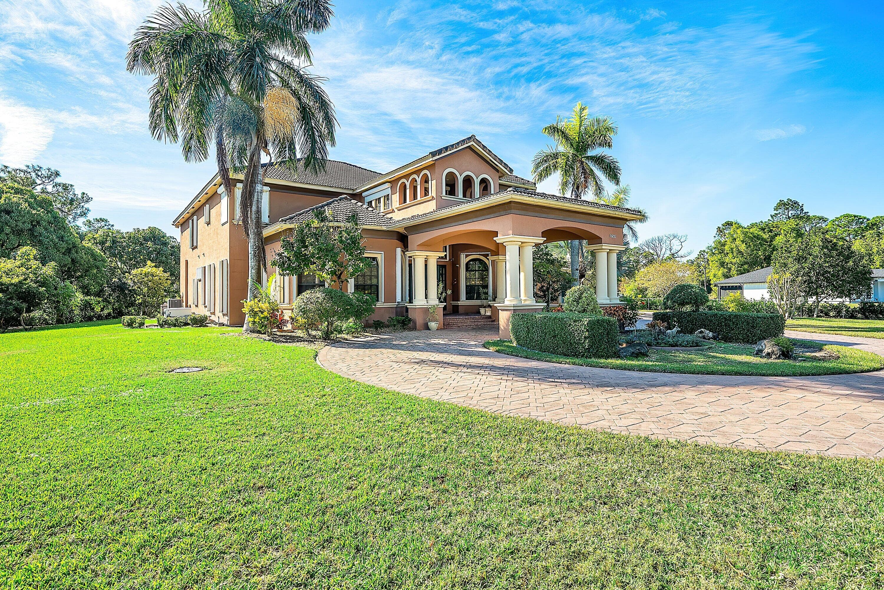 17560 69th Street N, The Acreage, FL 33470