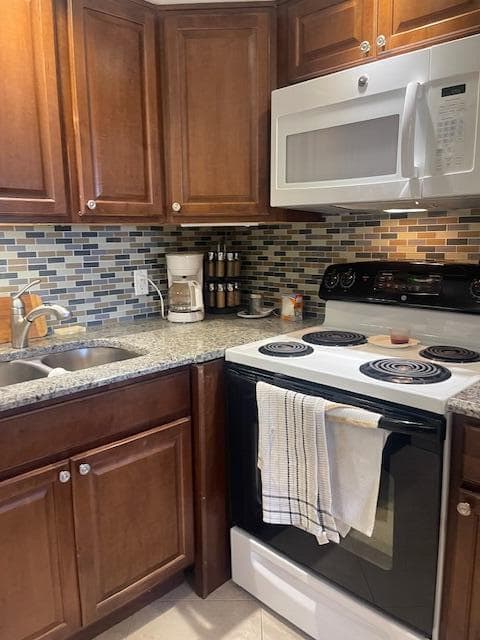 34 Hastings C 34, West Palm Beach, FL 33417 6