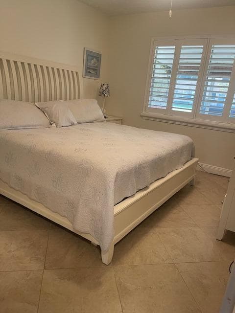 34 Hastings C 34, West Palm Beach, FL 33417 11