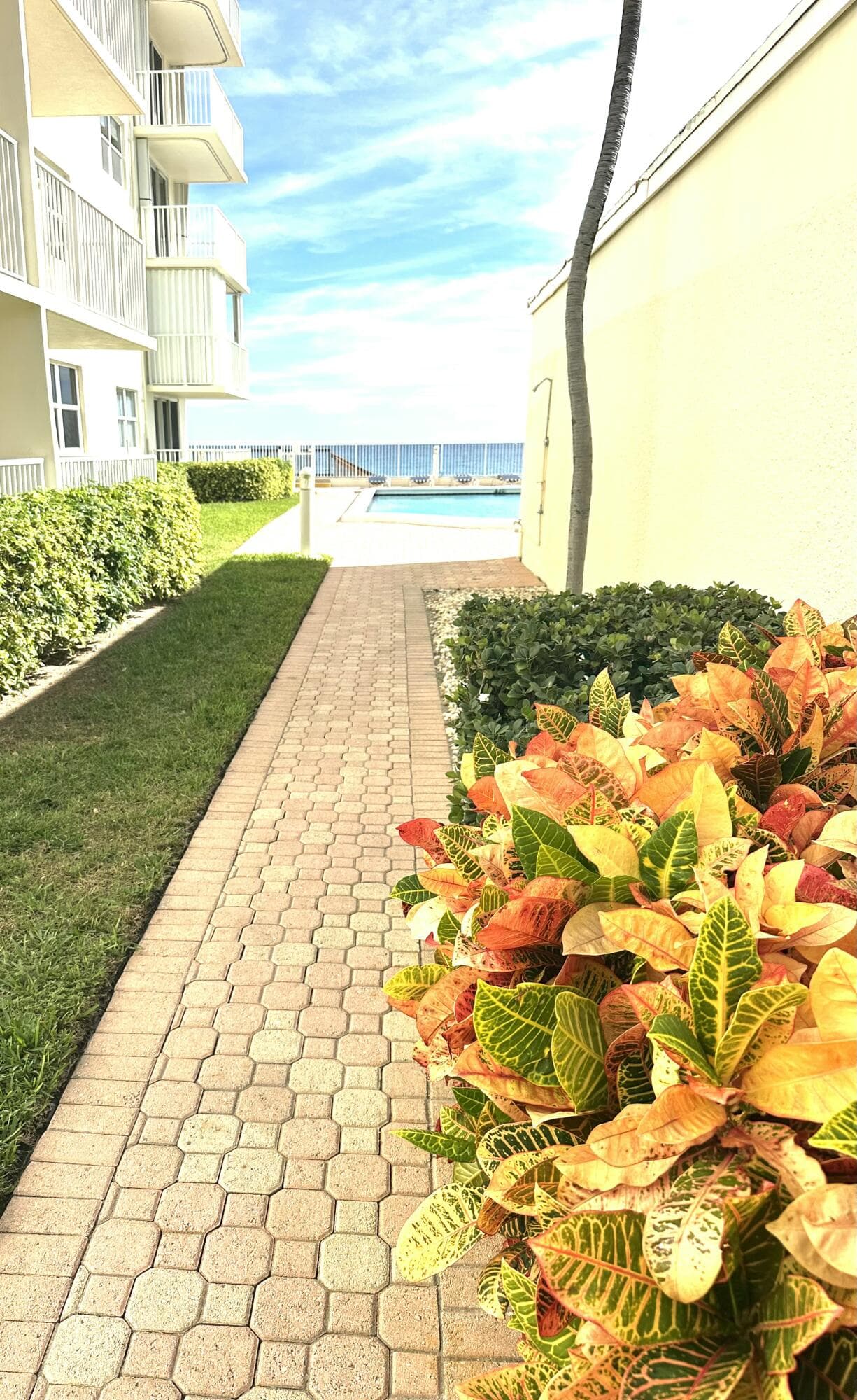 3540 S Ocean Boulevard 409, South Palm Beach, FL 33480 16