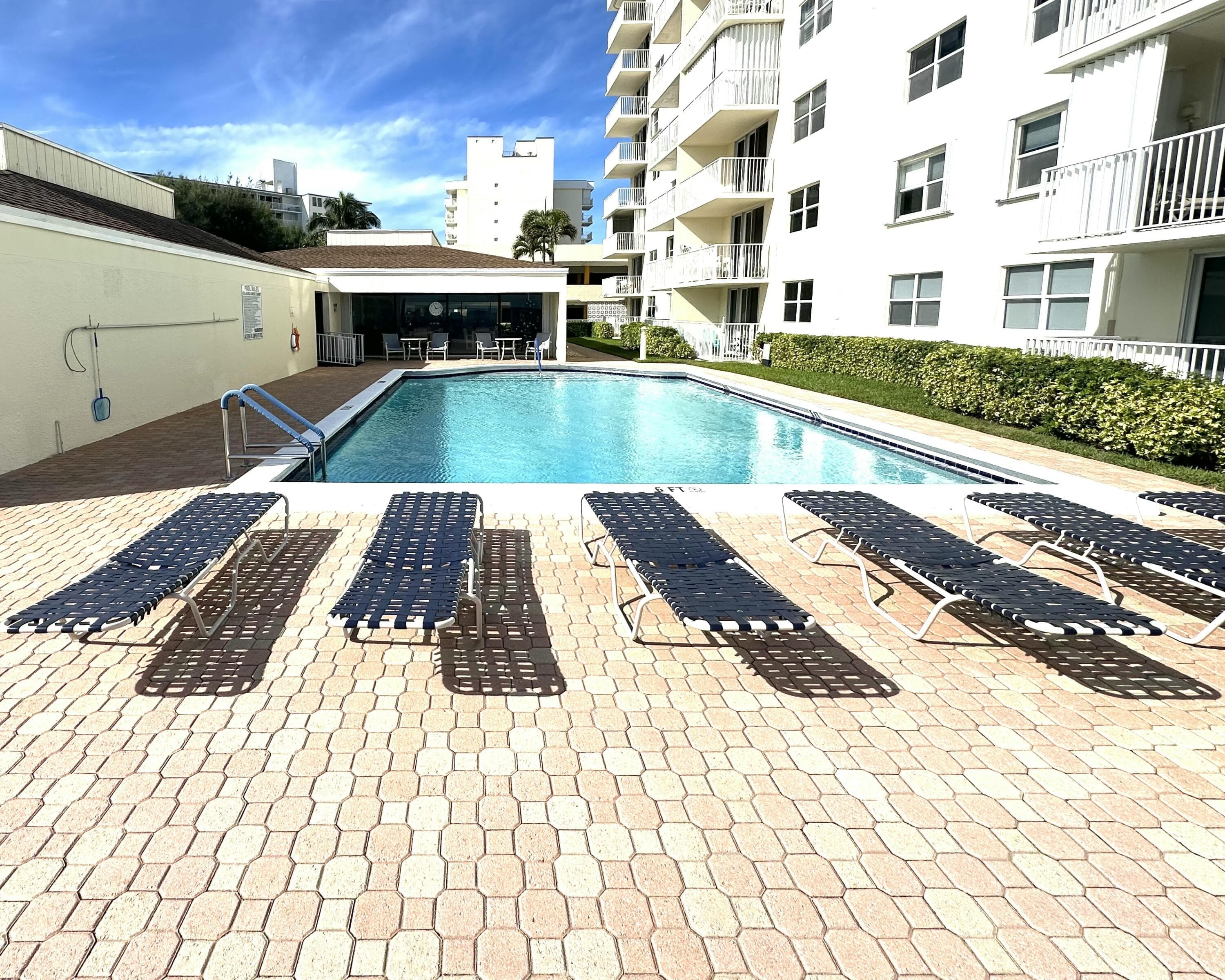 3540 S Ocean Boulevard 409, South Palm Beach, FL 33480 18