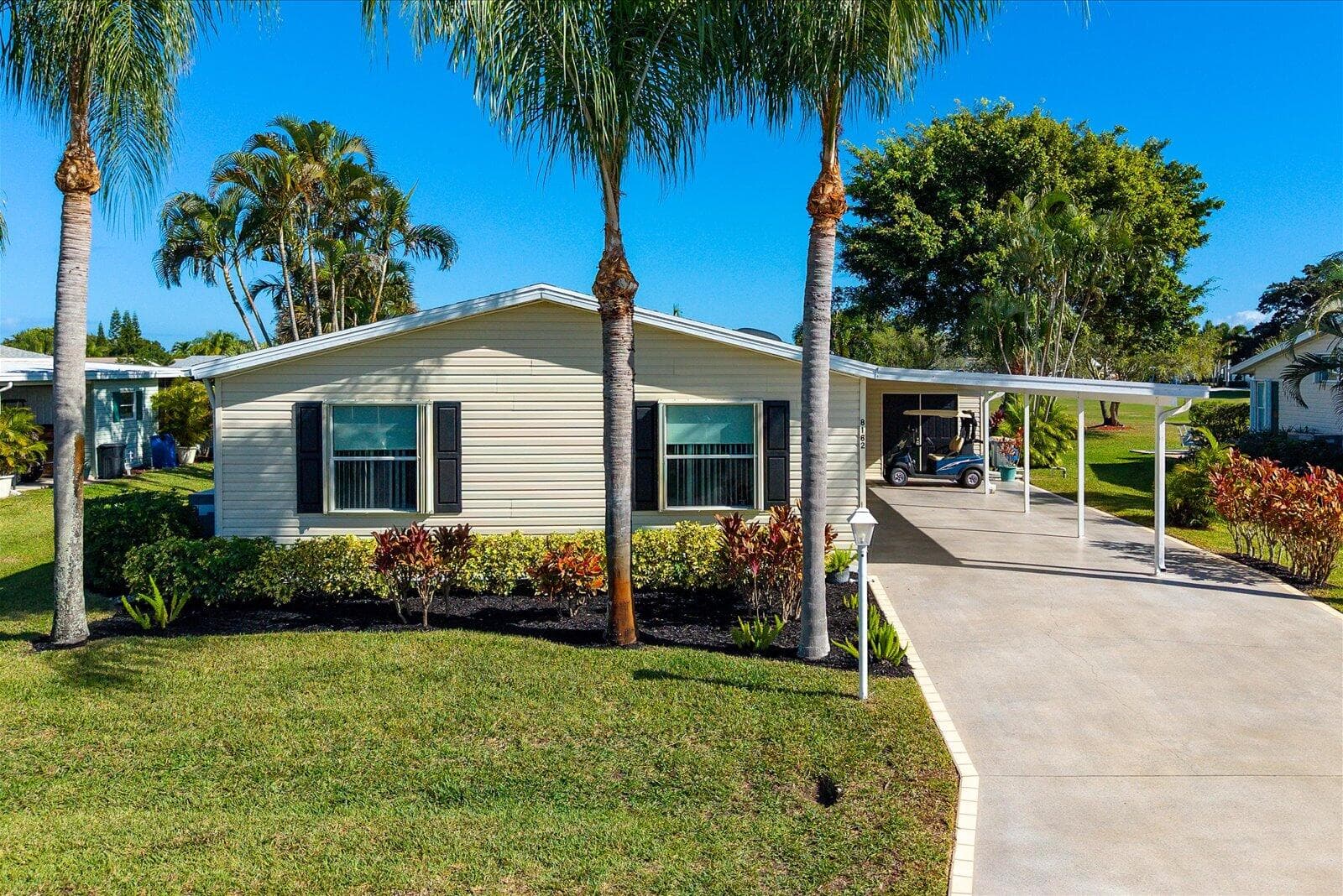 8162 13th Hole Drive, Port St. Lucie, FL 34952 2