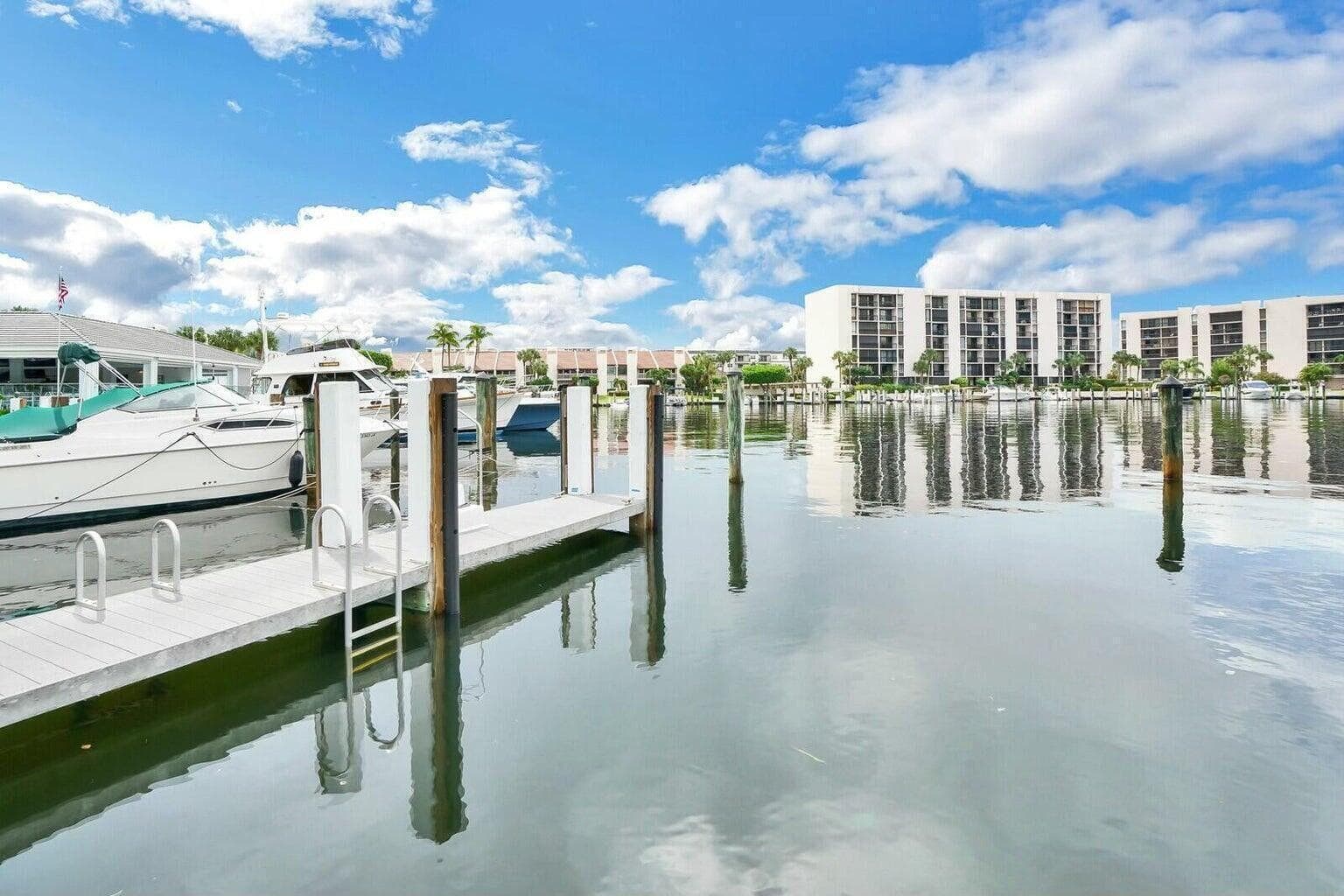 2697 N Ocean Boulevard F-604, Boca Raton, FL 33431 35