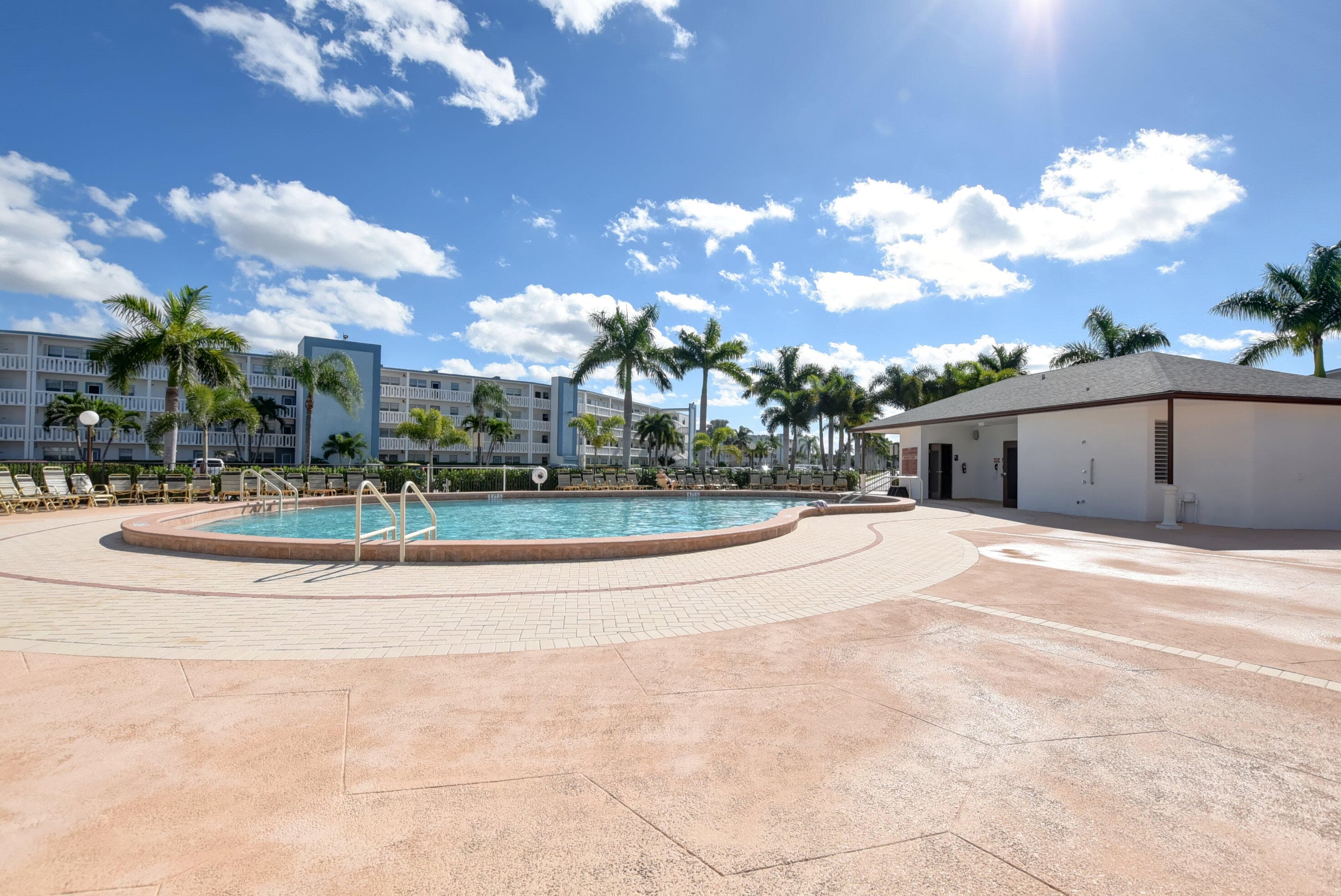 3080 Yarmouth D, Boca Raton, FL 33434 32