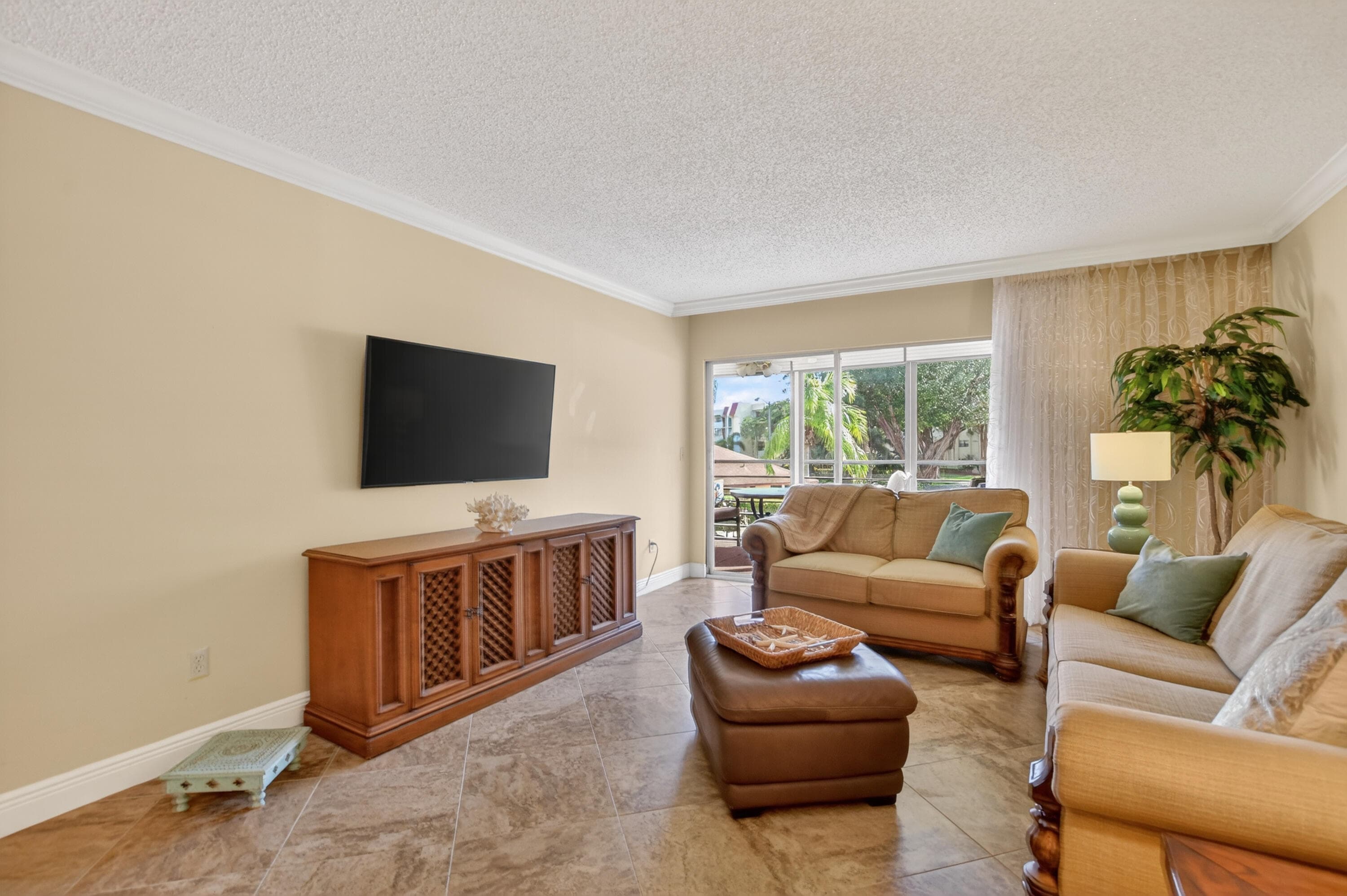 23345 Carolwood Lane 205, Boca Raton, FL 33428 8
