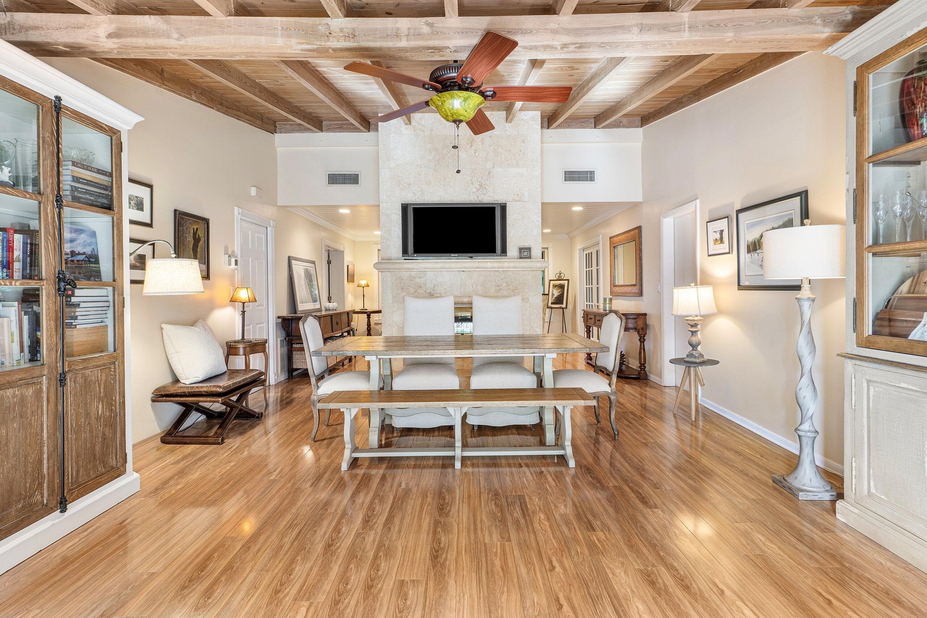 802 NE 2nd Street, Delray Beach, FL 33483 23