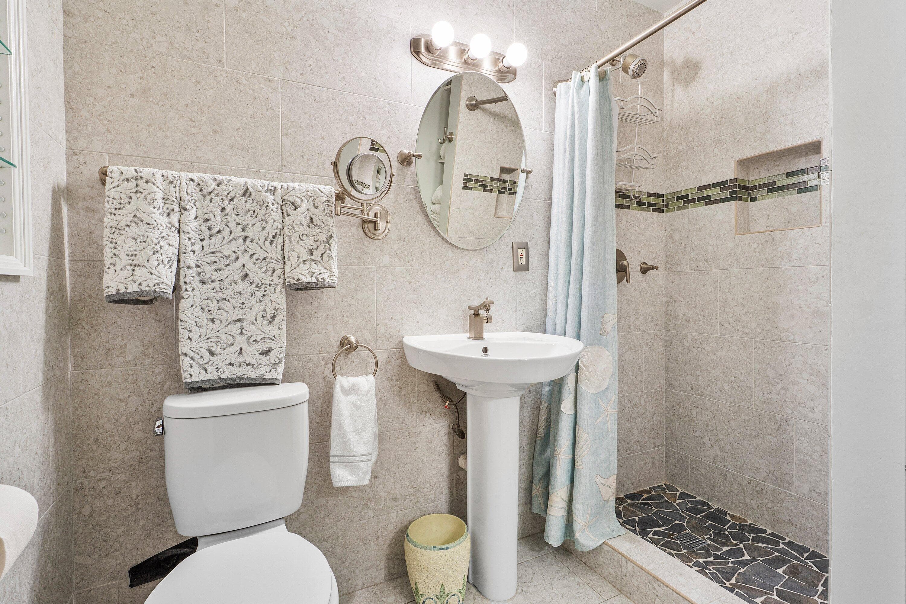 802 NE 2nd Street, Delray Beach, FL 33483 33