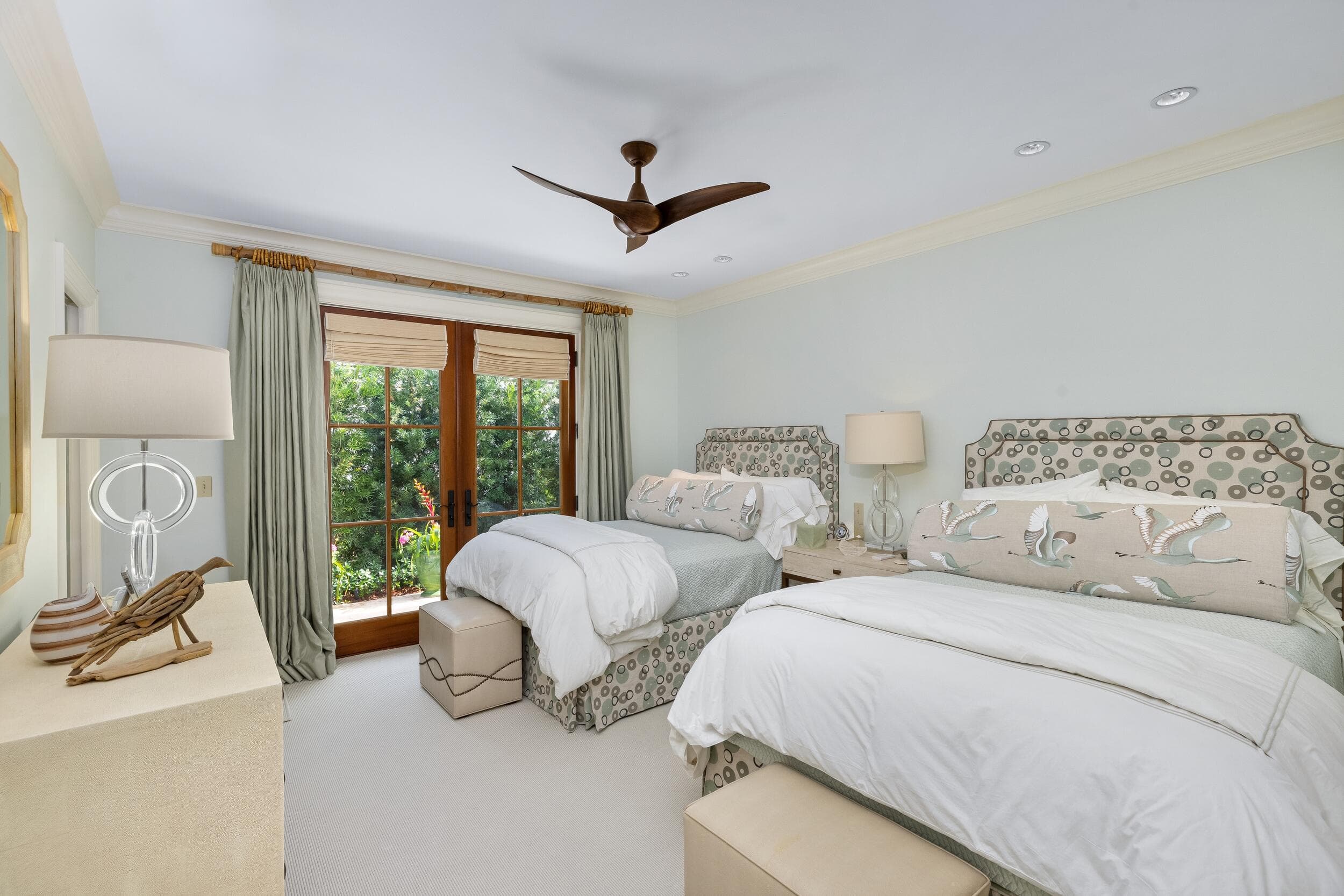 258 List Road, Palm Beach, FL 33480 32