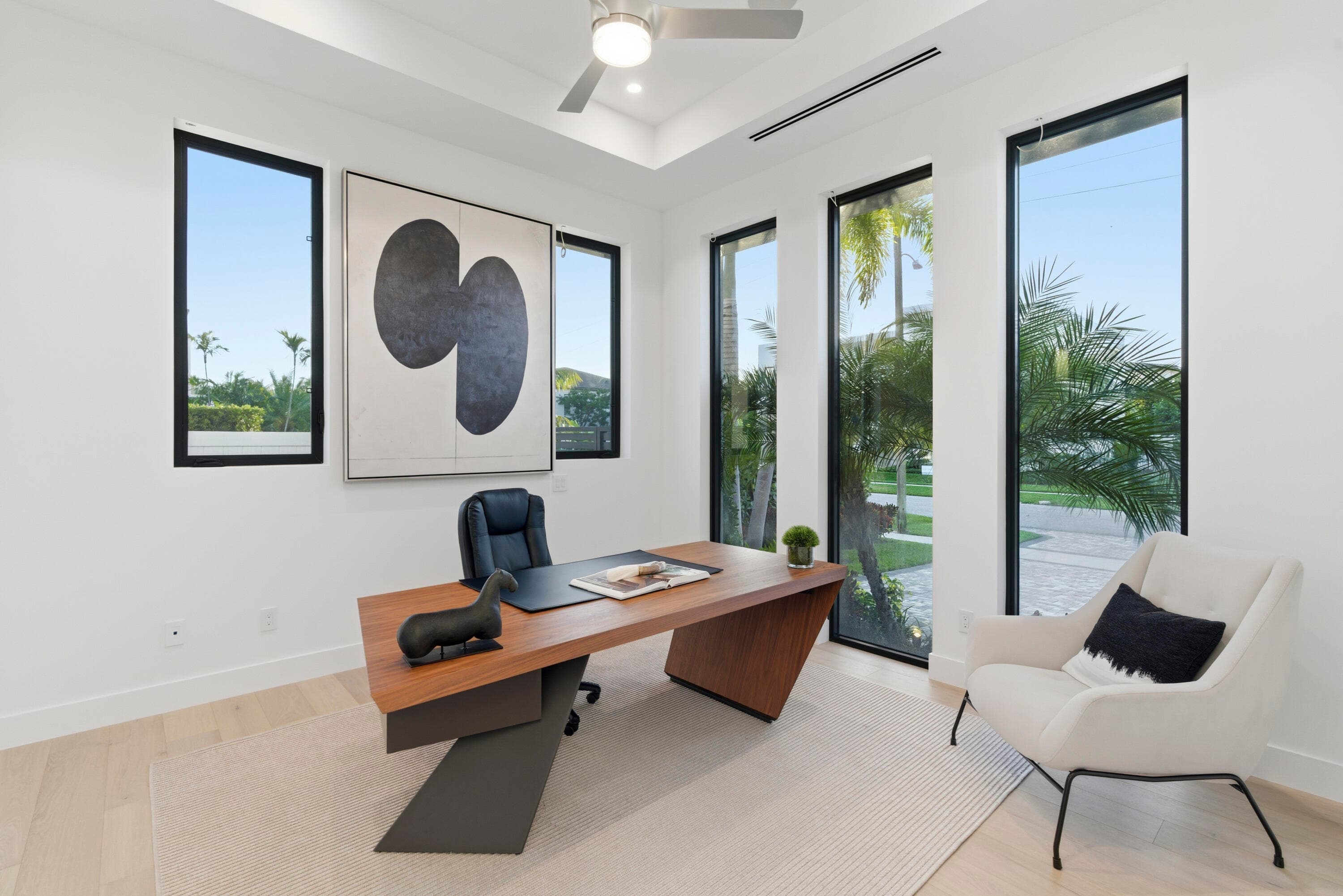 1050 NE 3rd Avenue, Boca Raton, FL 33432 10