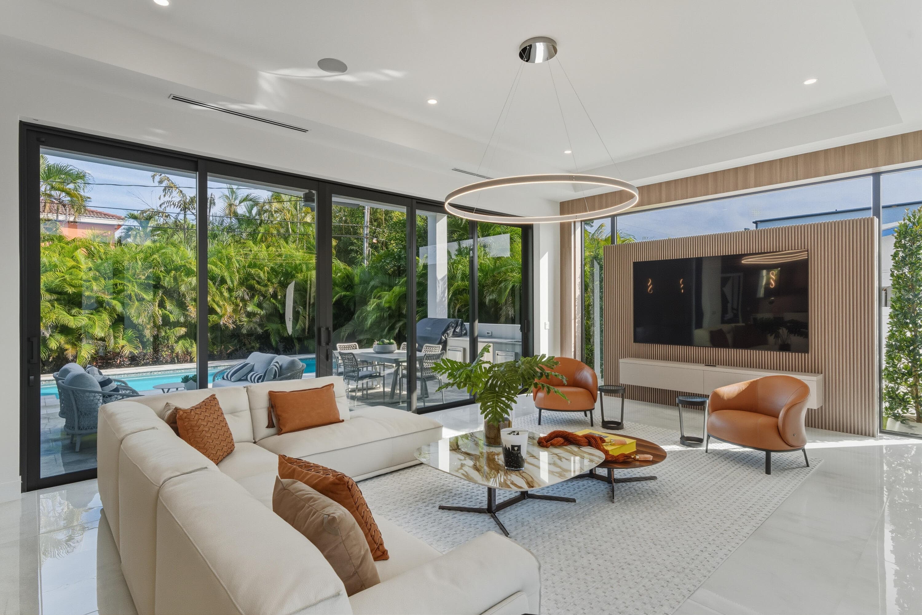 1050 NE 3rd Avenue, Boca Raton, FL 33432 3