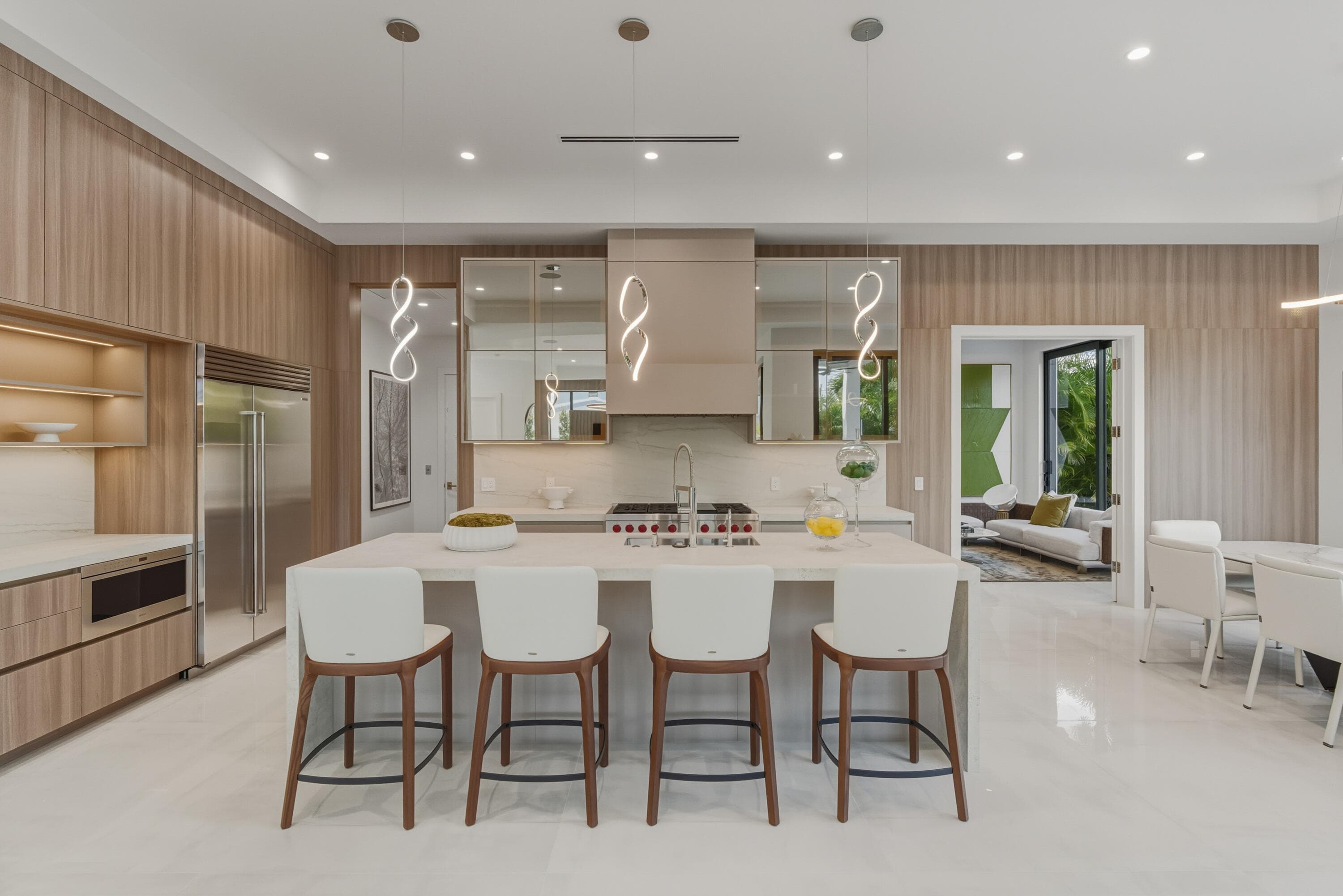 1050 NE 3rd Avenue, Boca Raton, FL 33432 6