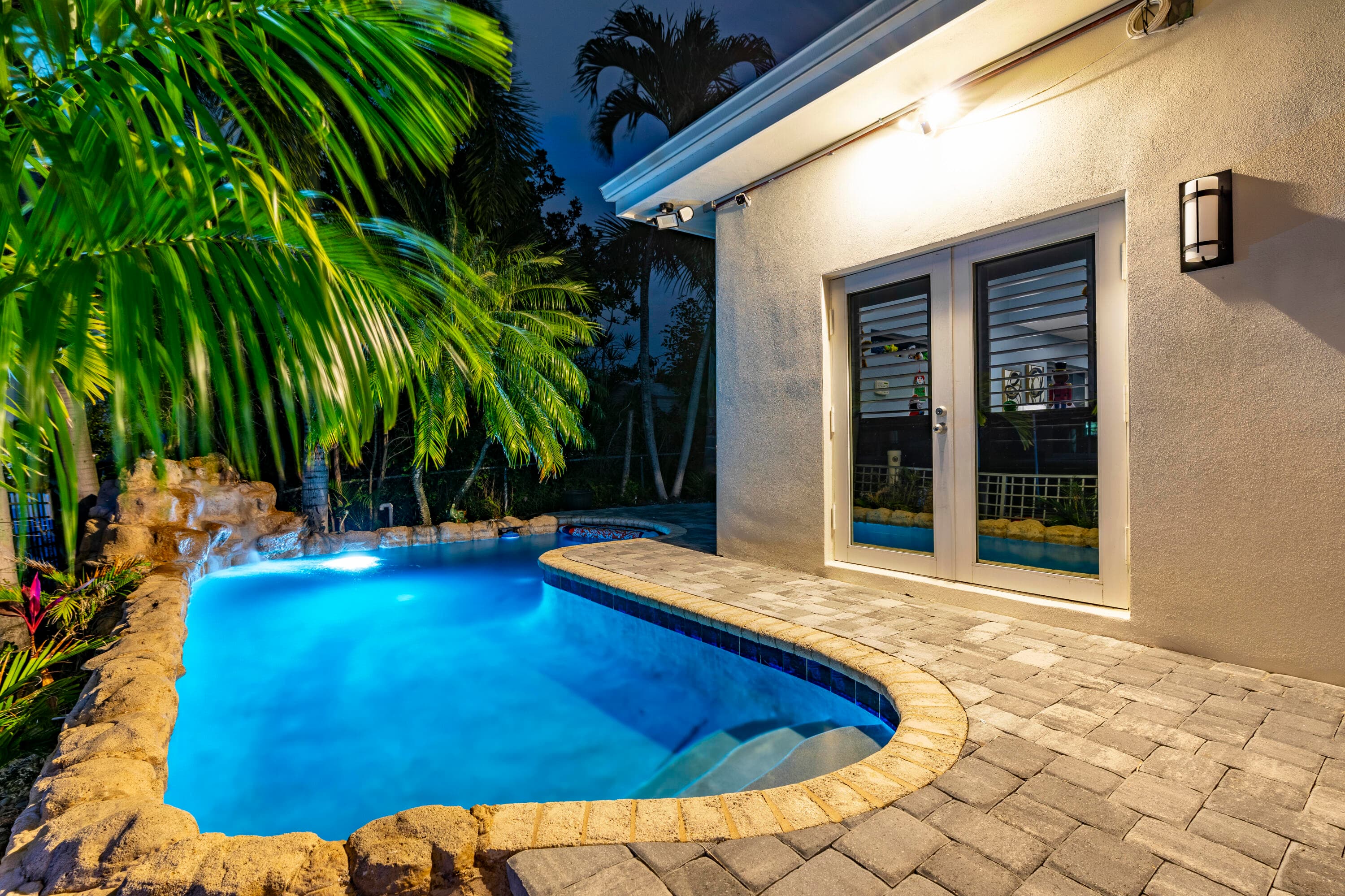 851 SE 5th Avenue, Pompano Beach, FL 33060 76