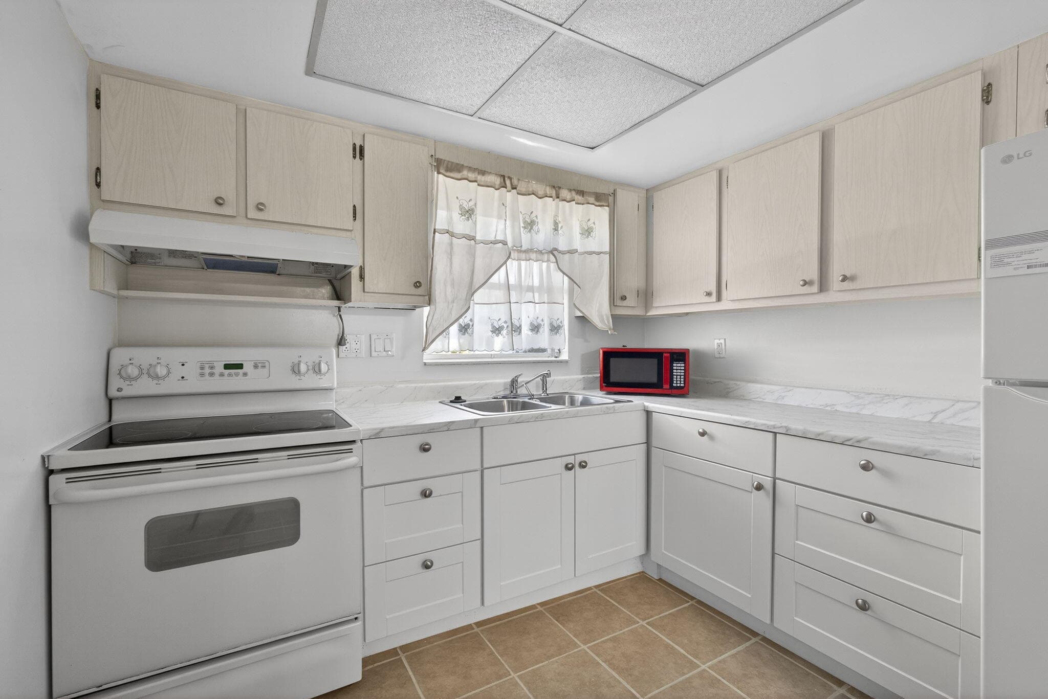 2833 Crosley Drive W C, West Palm Beach, FL 33415 14