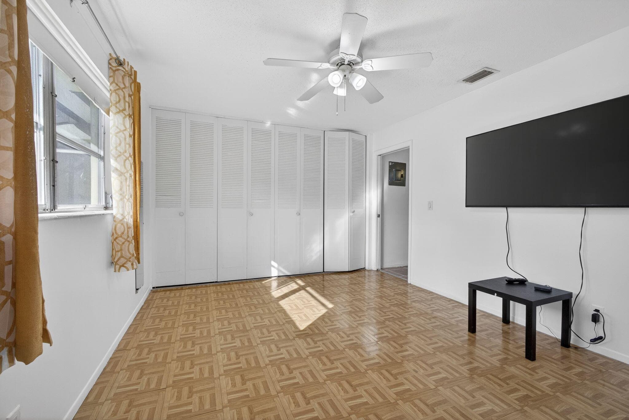 2833 Crosley Drive W C, West Palm Beach, FL 33415 21