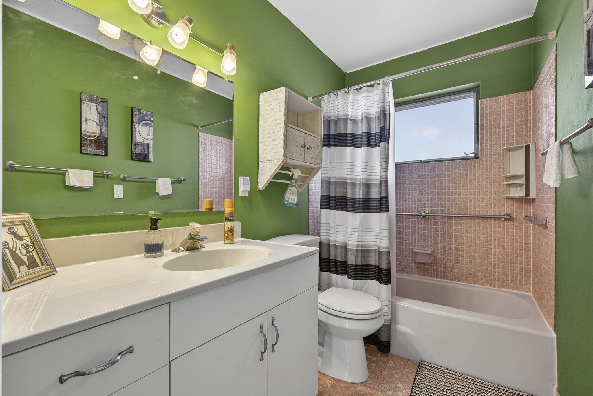 2833 Crosley Drive W C, West Palm Beach, FL 33415 22