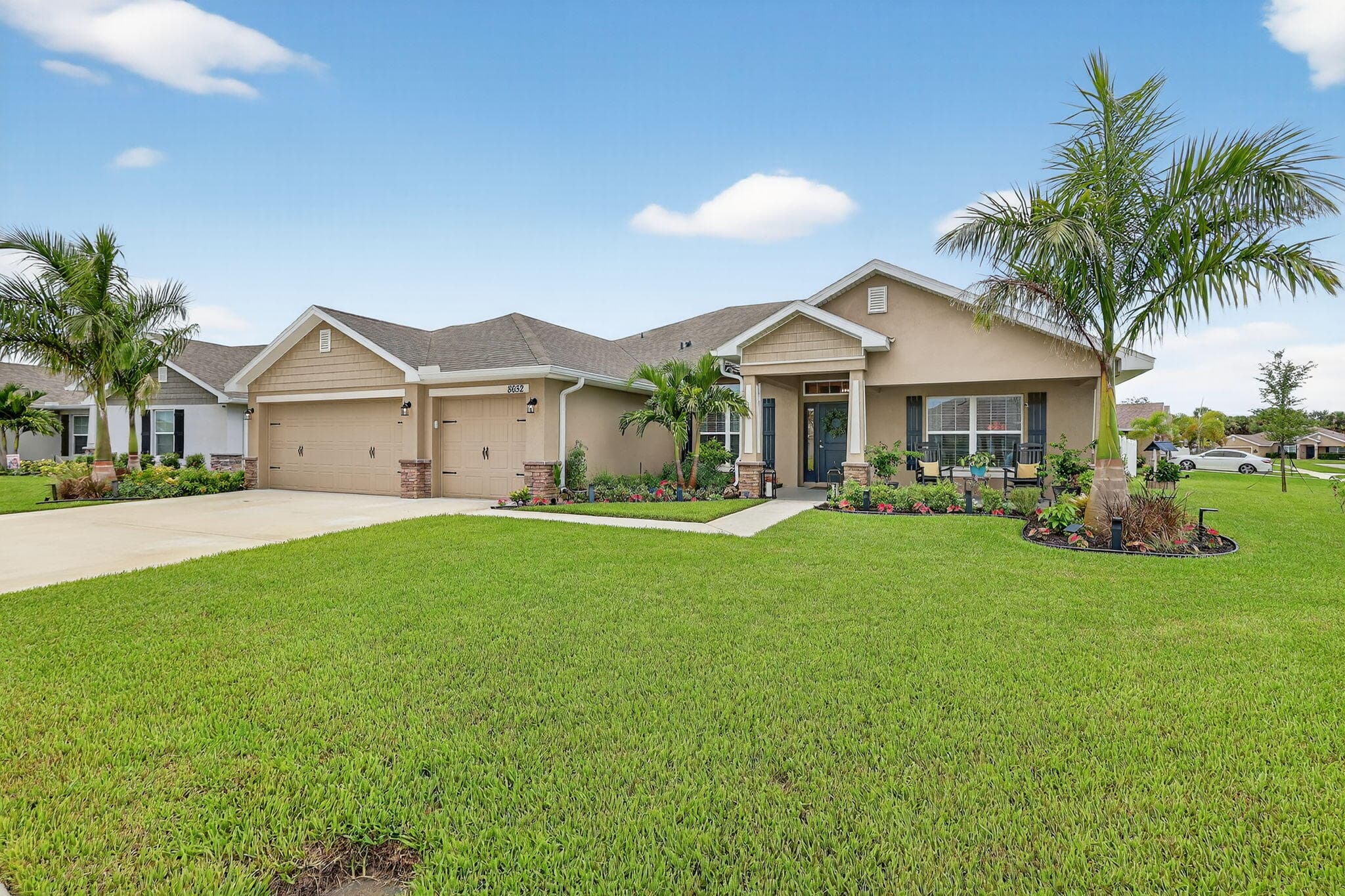 8652 Waterstone Boulevard, Fort Pierce, FL 34951 2