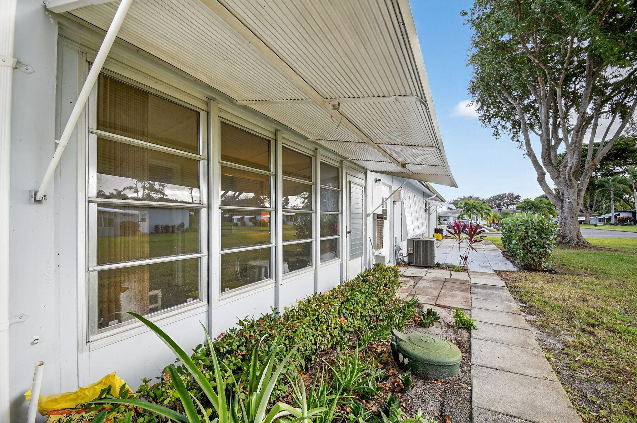 615 High Point Drive C, Delray Beach, FL 33445 37