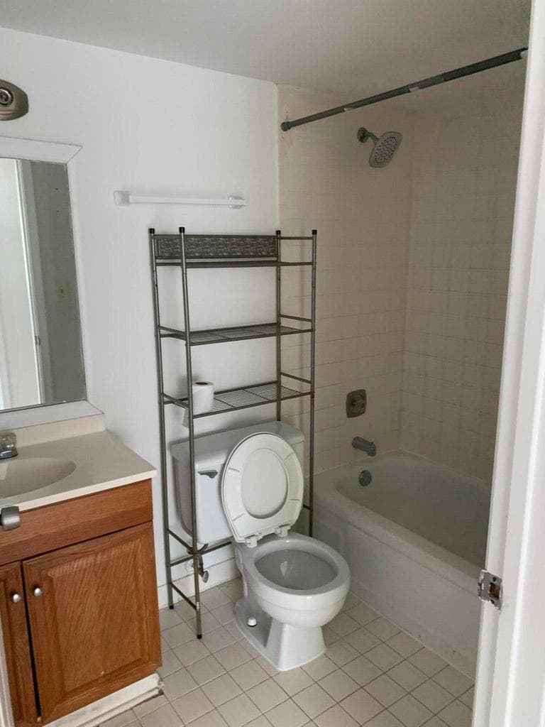 2050 N Congress Avenue 301, West Palm Beach, FL 33401 5