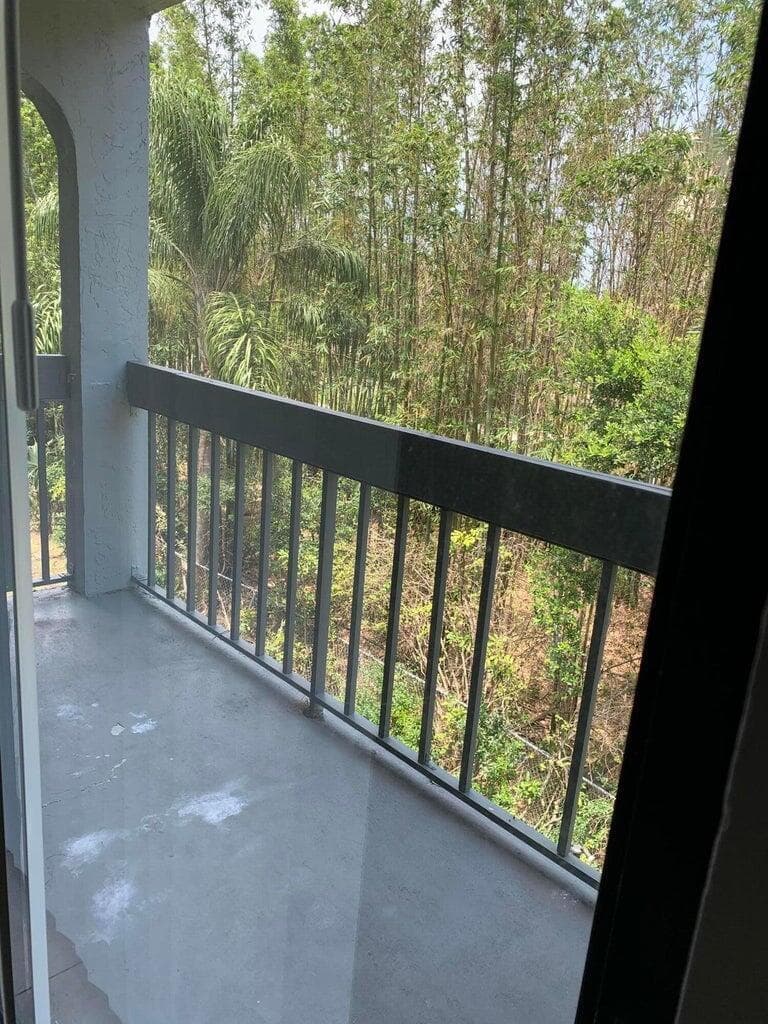 2050 N Congress Avenue 301, West Palm Beach, FL 33401 7