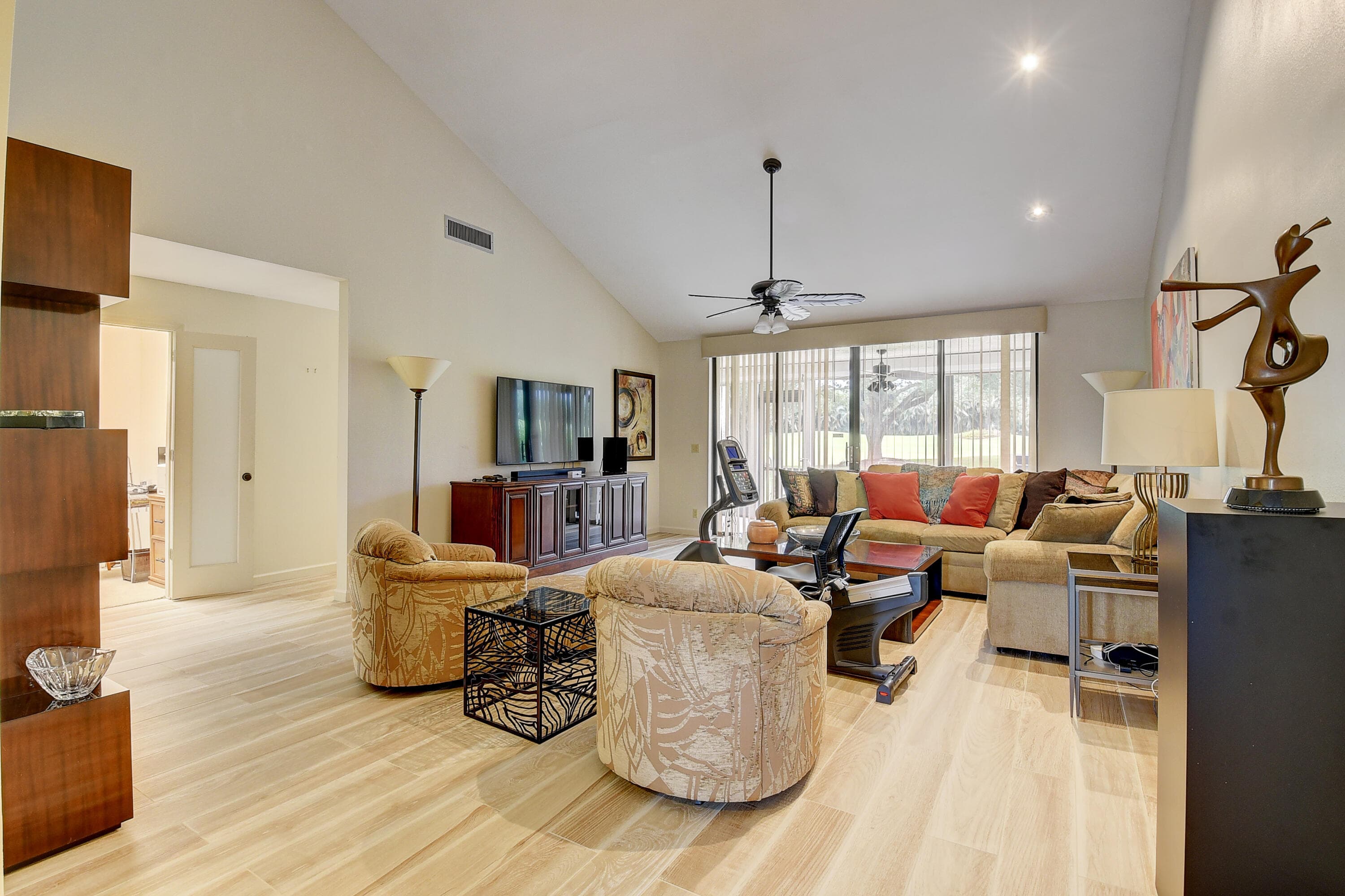 19550 Sawgrass Drive 2102, Boca Raton, FL 33434 6