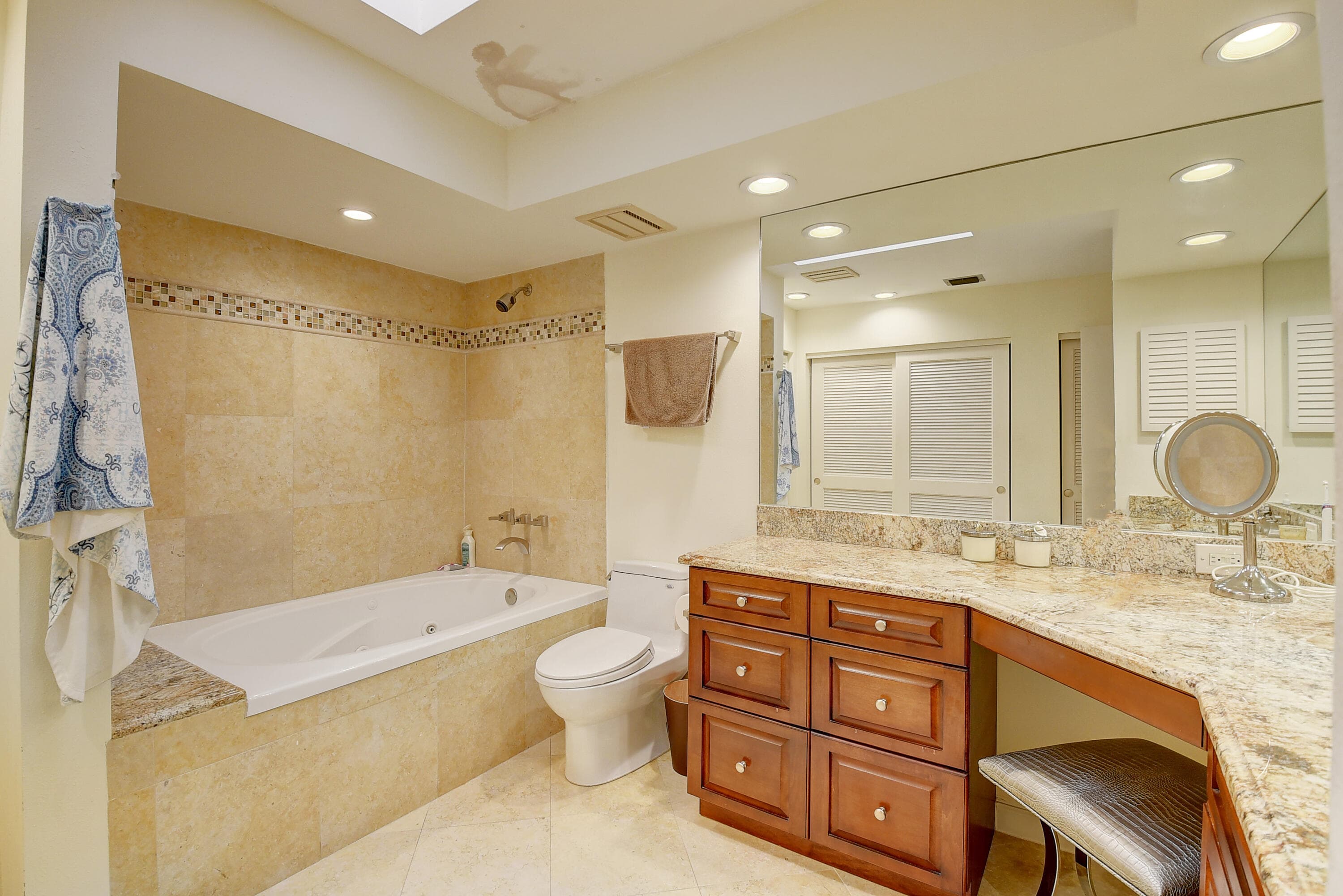 19550 Sawgrass Drive 2102, Boca Raton, FL 33434 18
