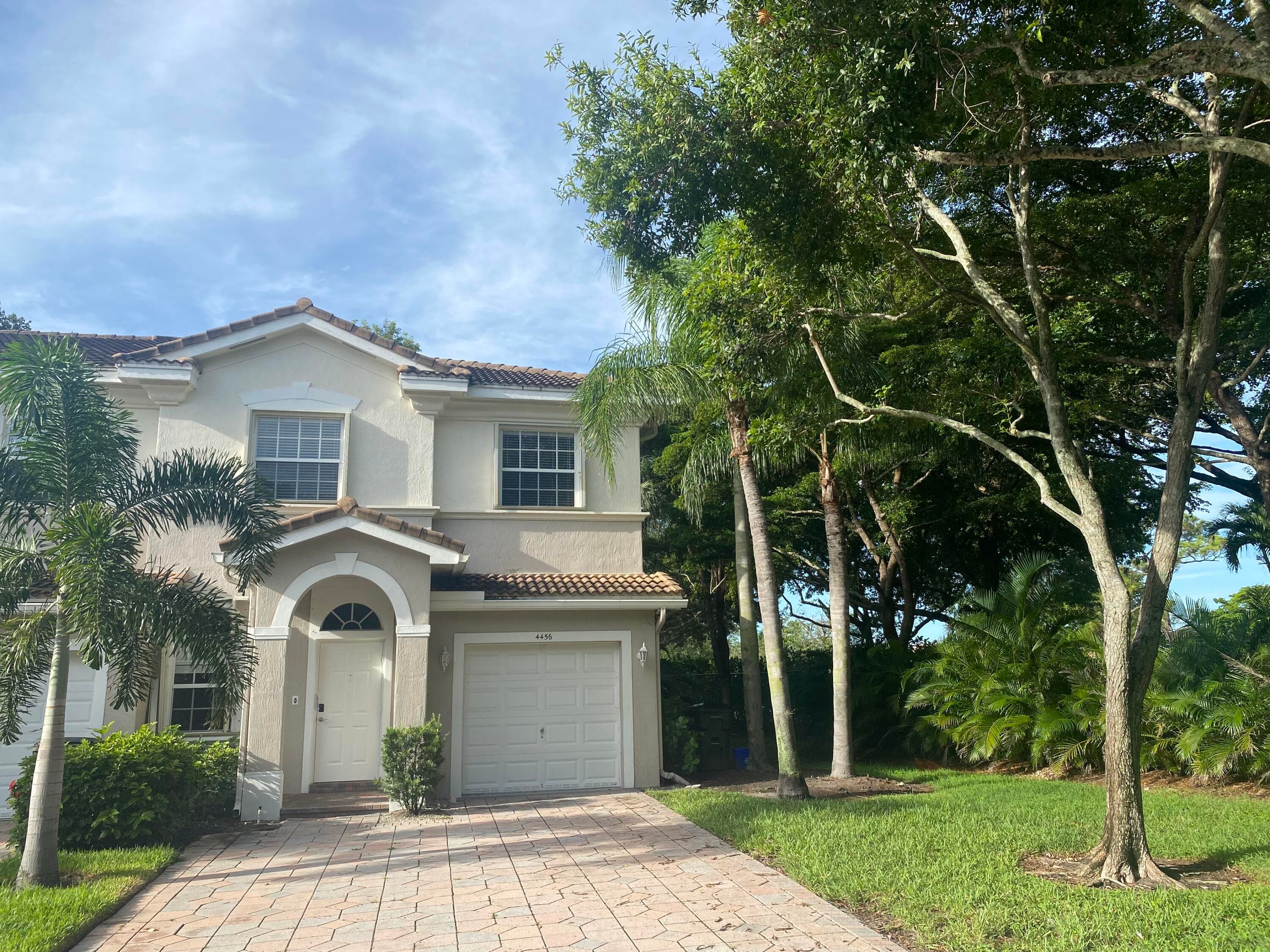 4456 Regal Court, Delray Beach, FL 33445