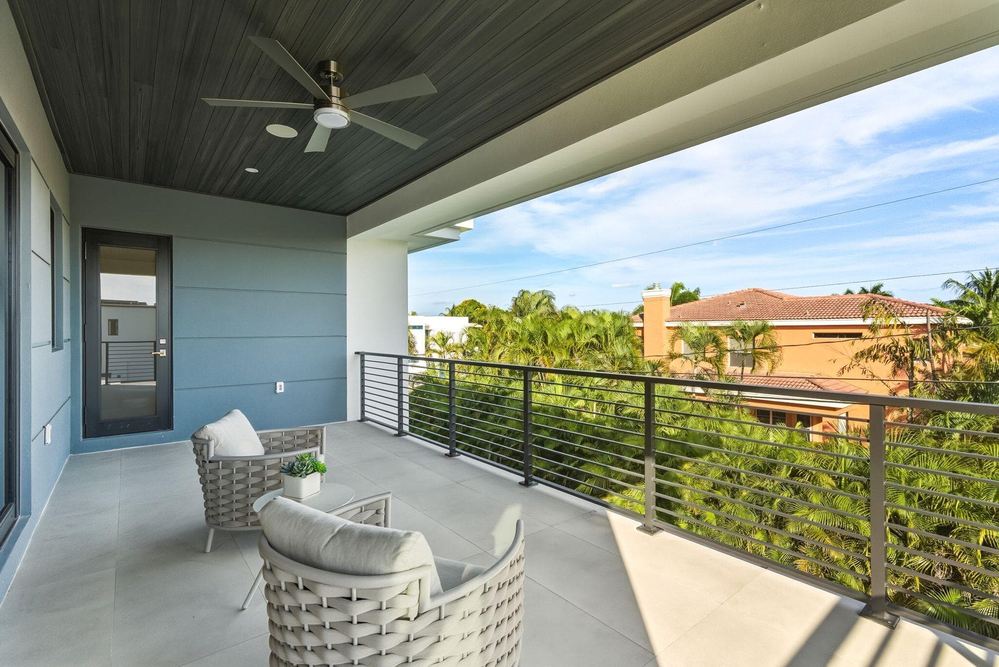 1050 NE 3rd Avenue, Boca Raton, FL 33432 56