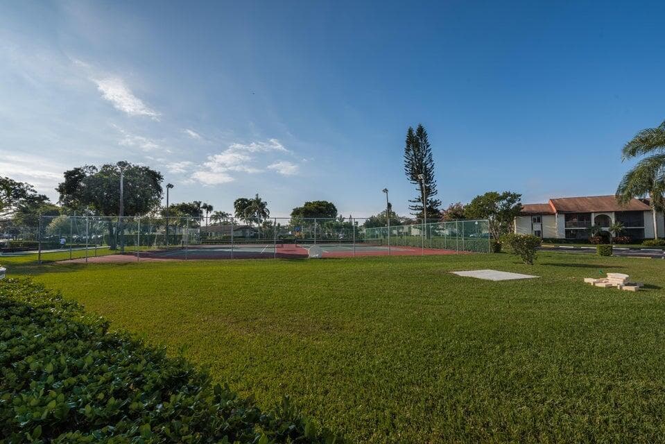 4765 Sable Pine Circle B1, West Palm Beach, FL 33417 24
