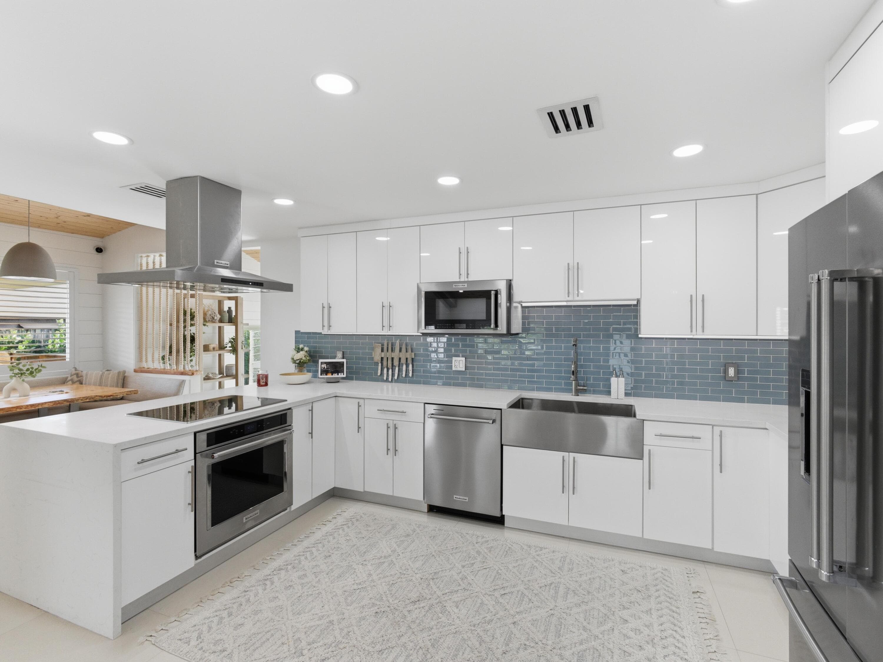 2210 NE 3rd Ave Avenue, Delray Beach, FL 33444 27
