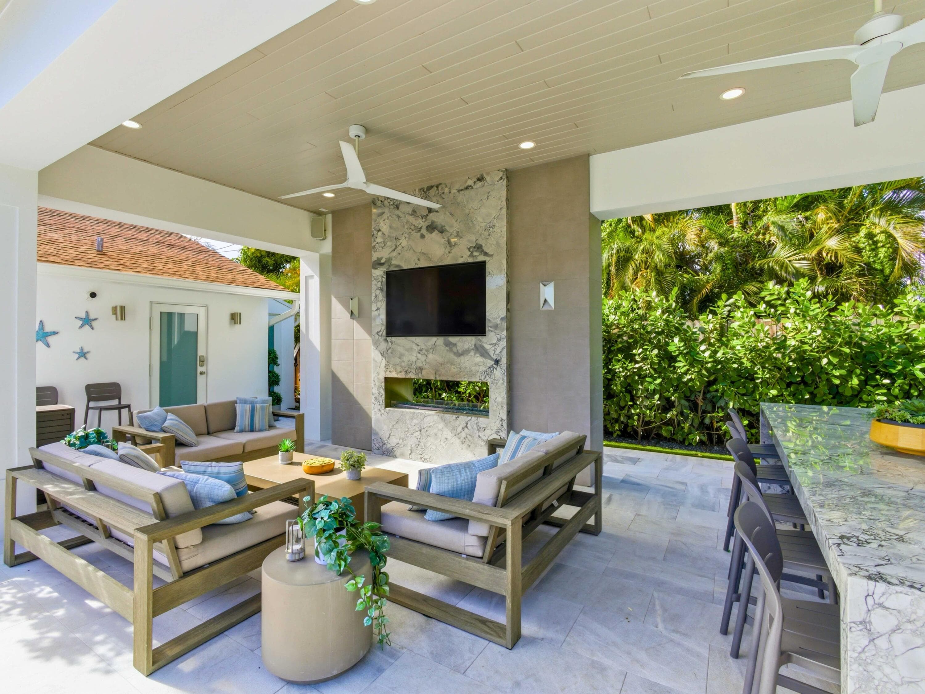 2210 NE 3rd Ave Avenue, Delray Beach, FL 33444 15