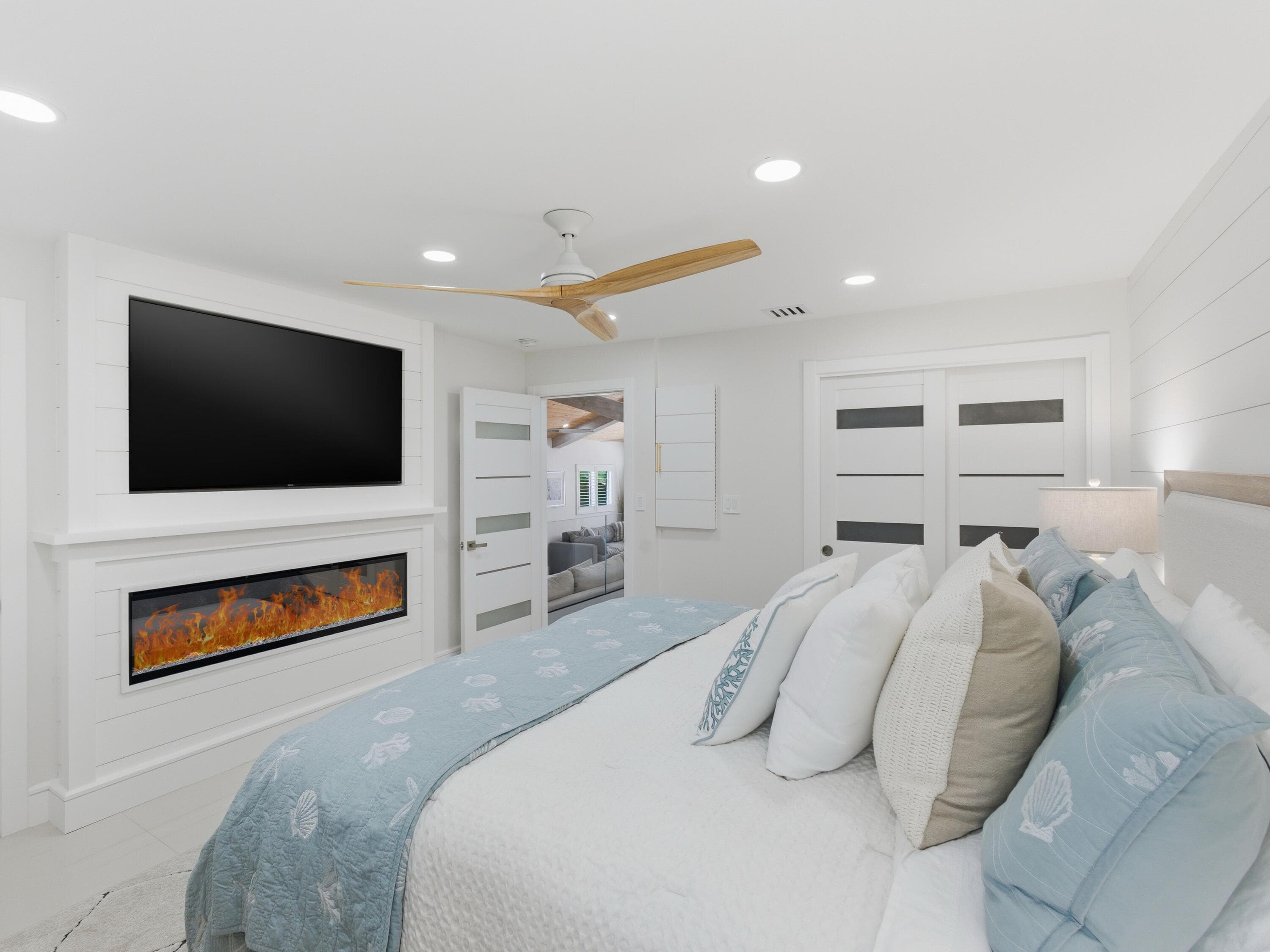 2210 NE 3rd Ave Avenue, Delray Beach, FL 33444 42